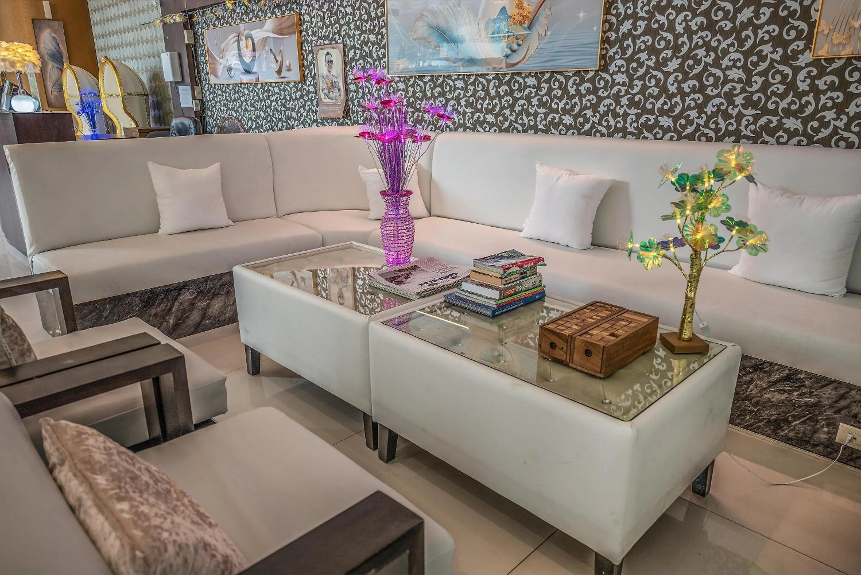 Lobby or reception in Boss Suites Nana Hotel