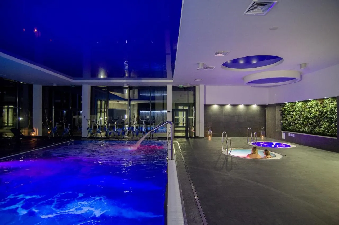 Swimming pool in Hotel Barczyzna Medical Spa