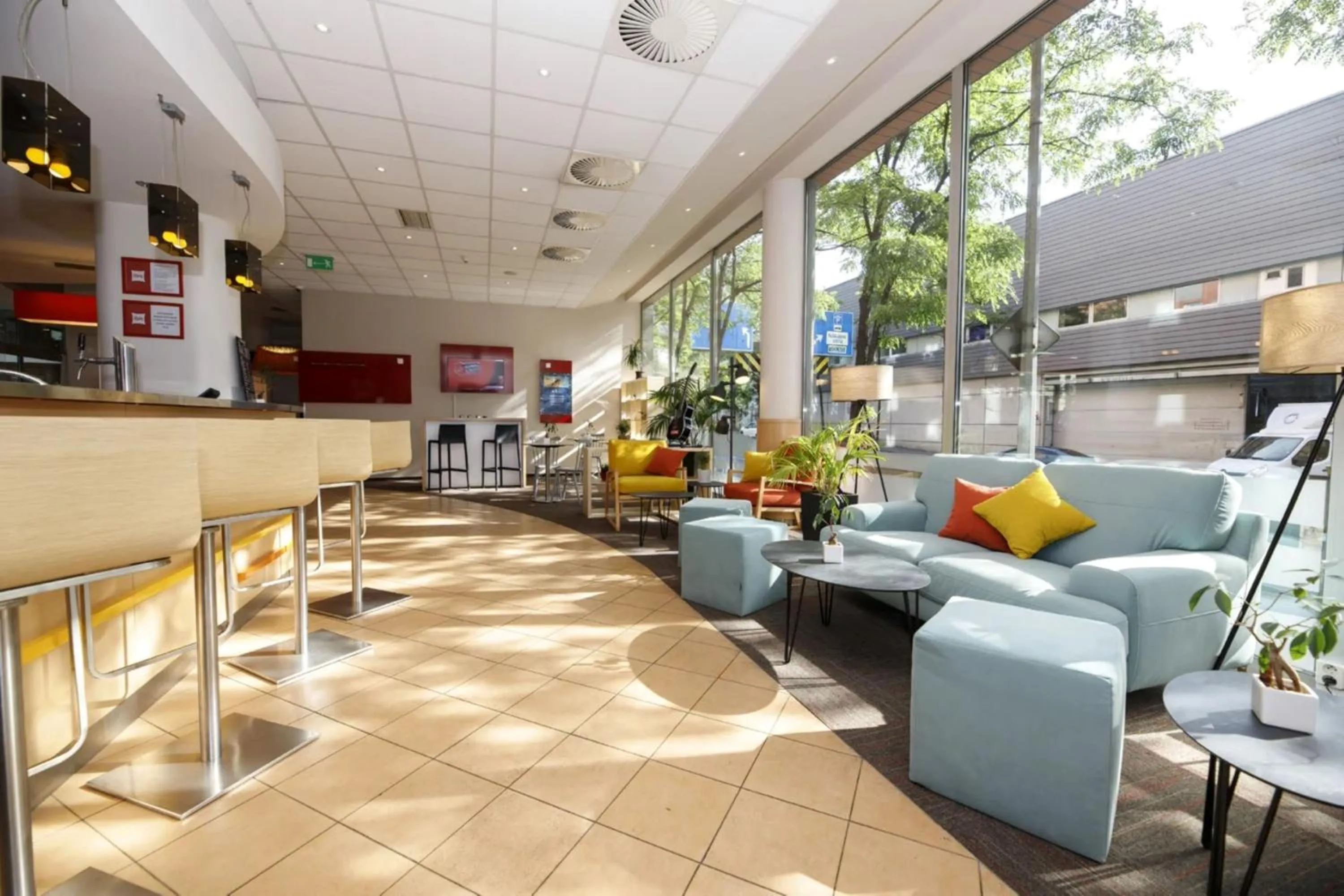 Lounge or bar in Ibis Praha Mala Strana