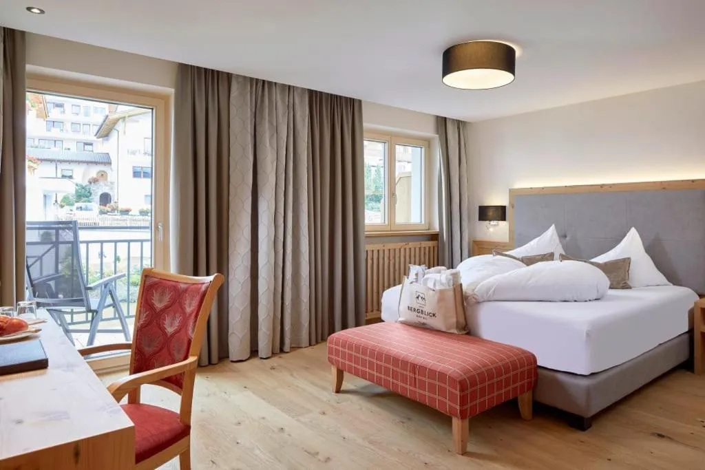 Bed in Hotel Bergblick 4 Sterne Superior