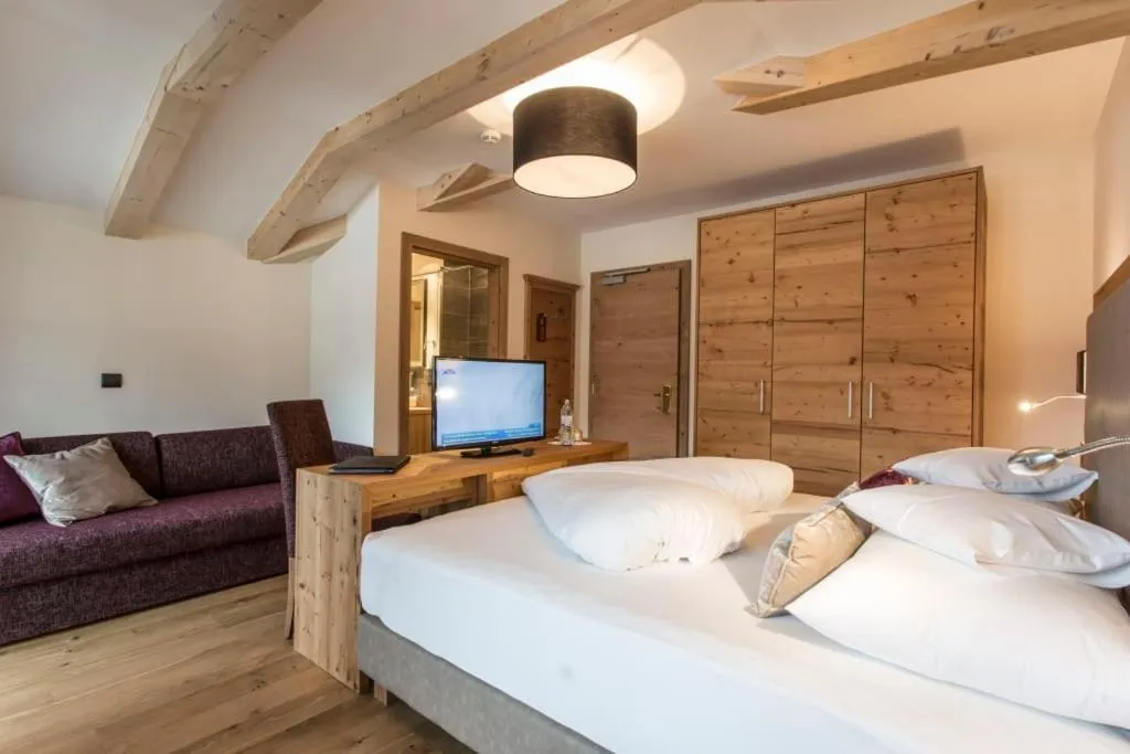 Bed in Hotel Bergblick 4 Sterne Superior