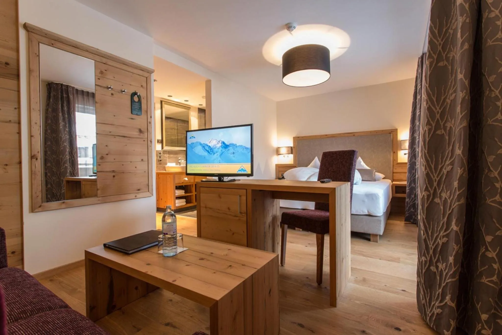 Photo of the whole room in Hotel Bergblick 4 Sterne Superior