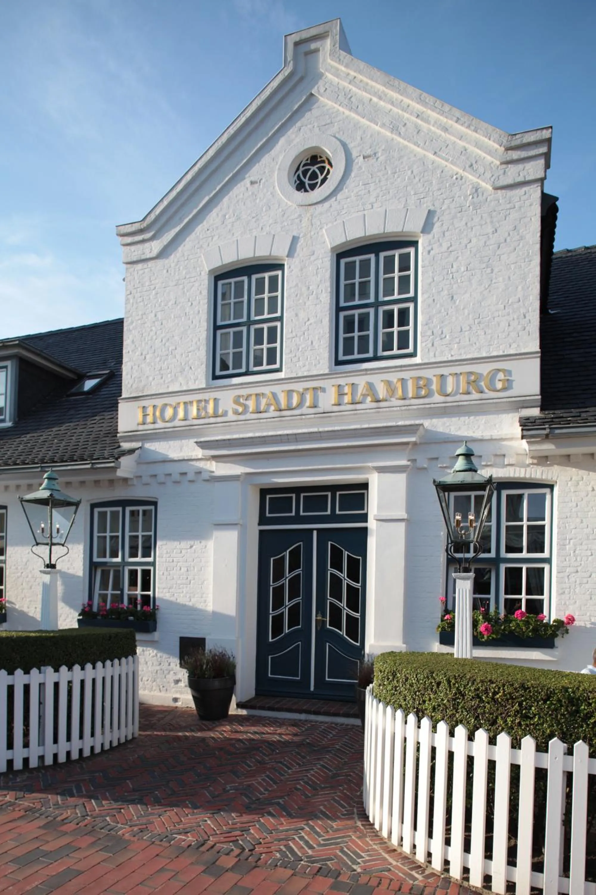 Facade/entrance in Hotel Stadt Hamburg