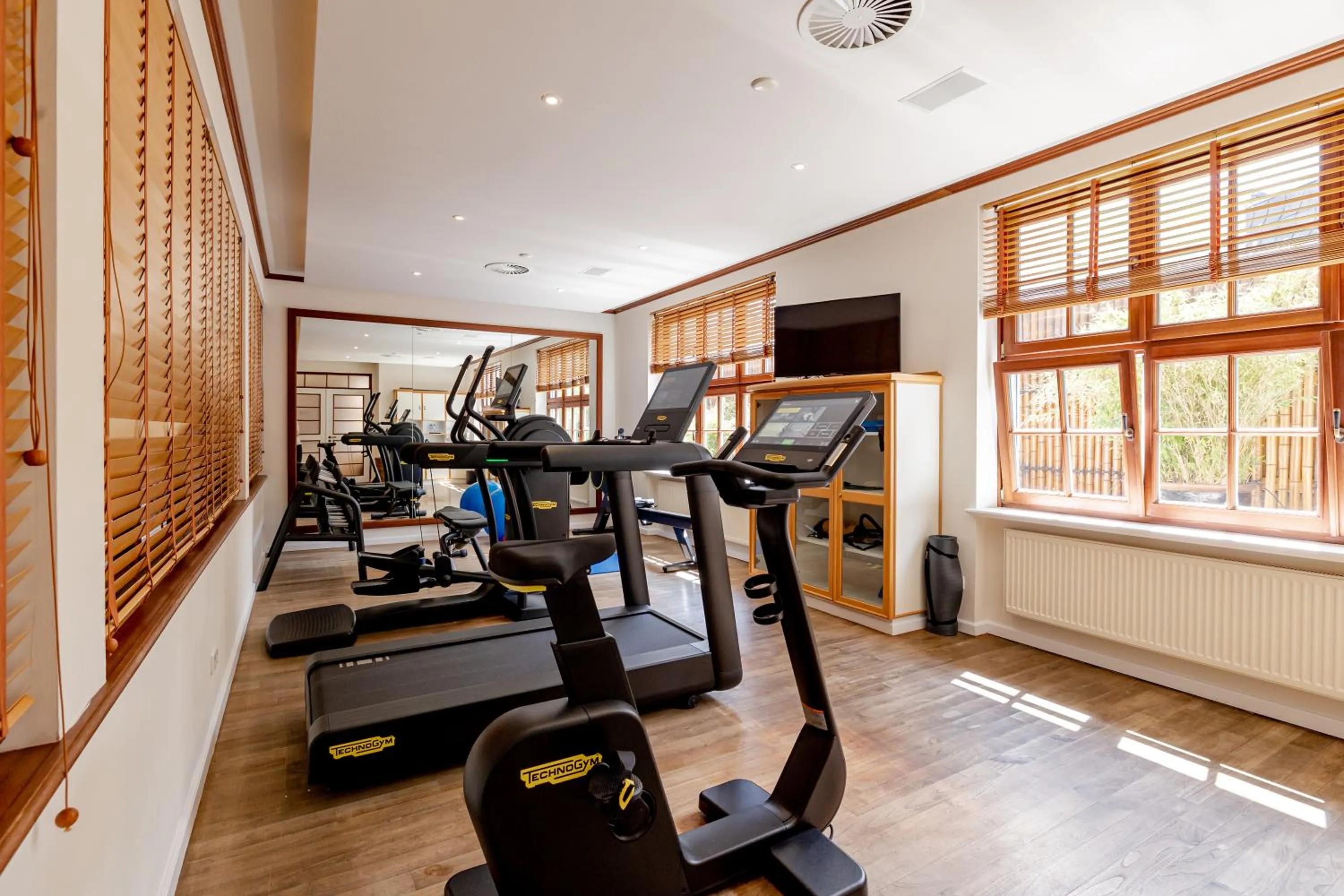 Swimming pool in Hotel Stadt Hamburg