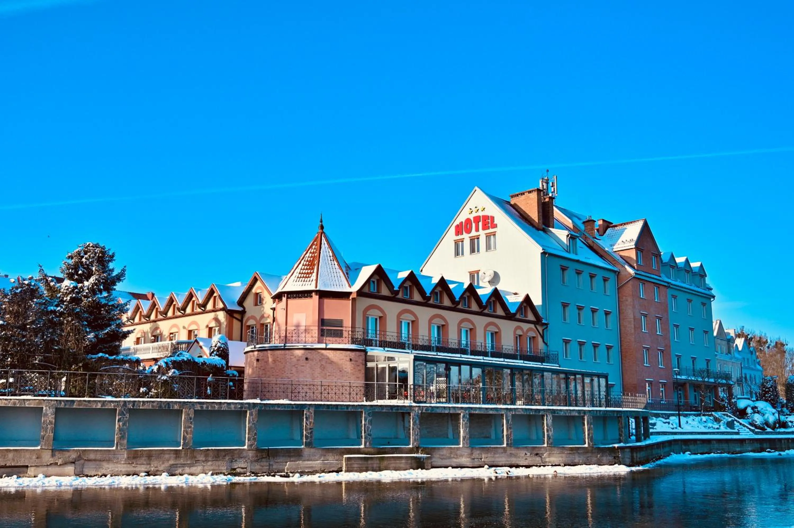 Property building in Hotel Nad Pisą