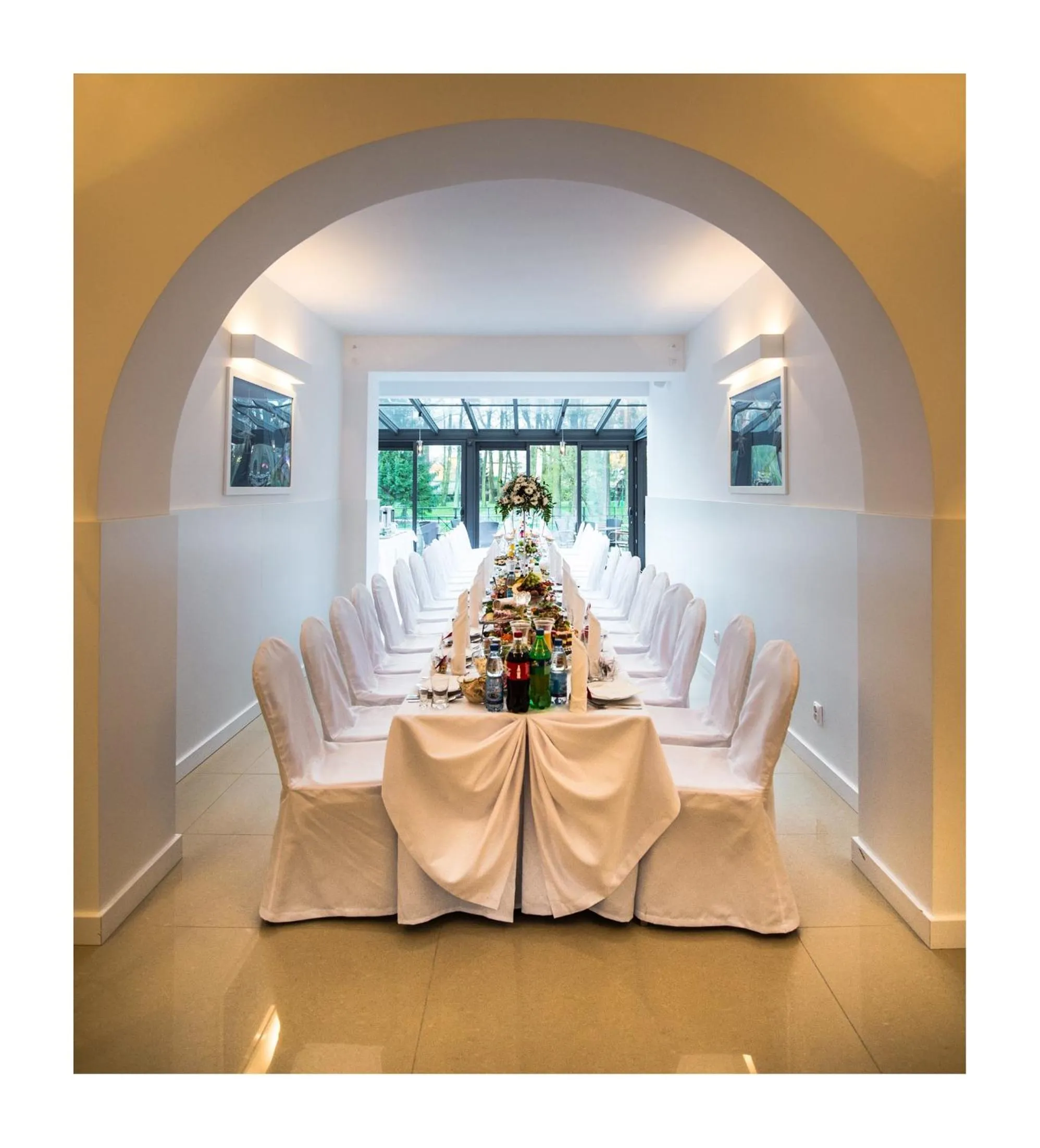 Restaurant/places to eat in Hotel Nad Pisą