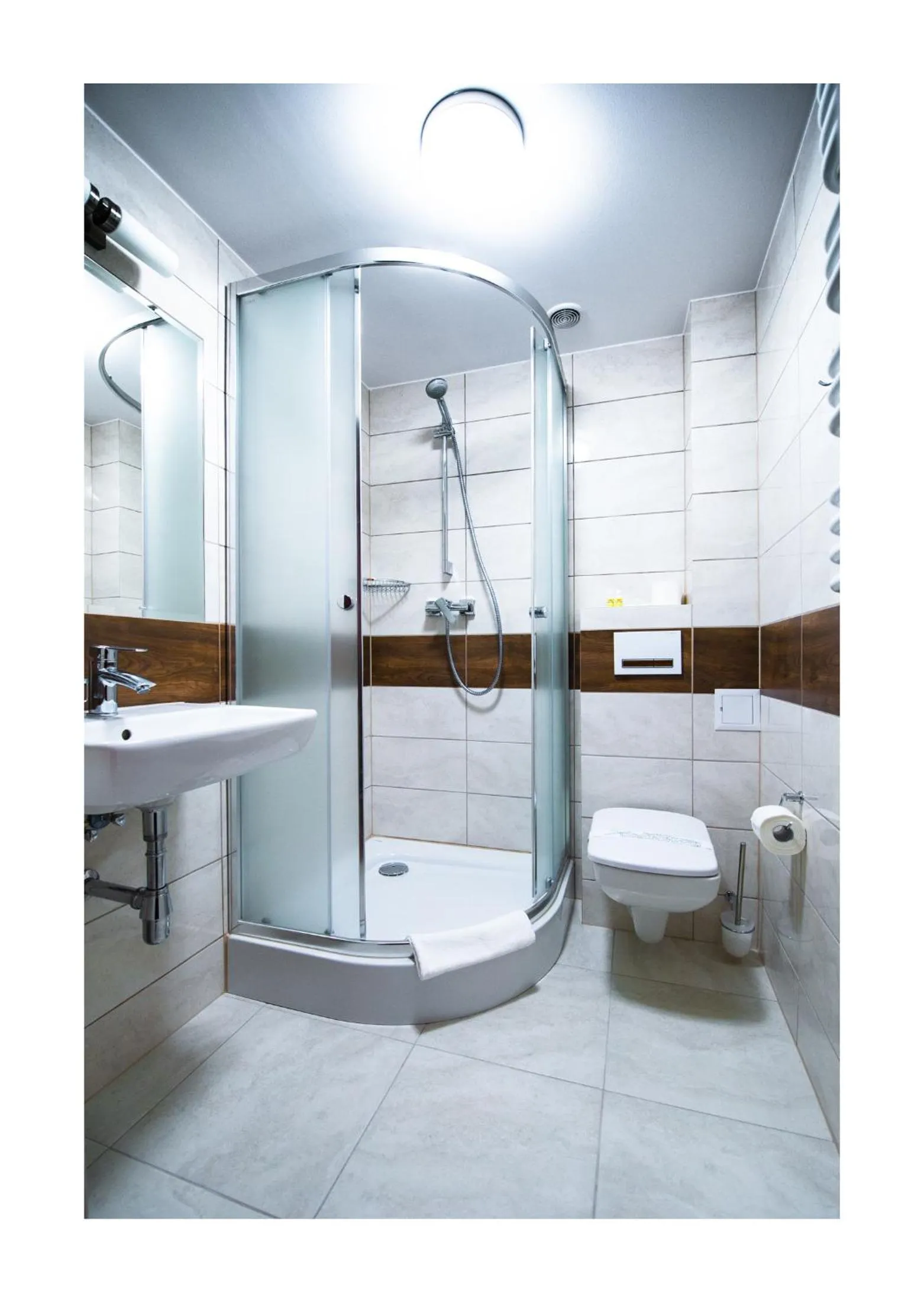 Shower in Hotel Nad Pisą