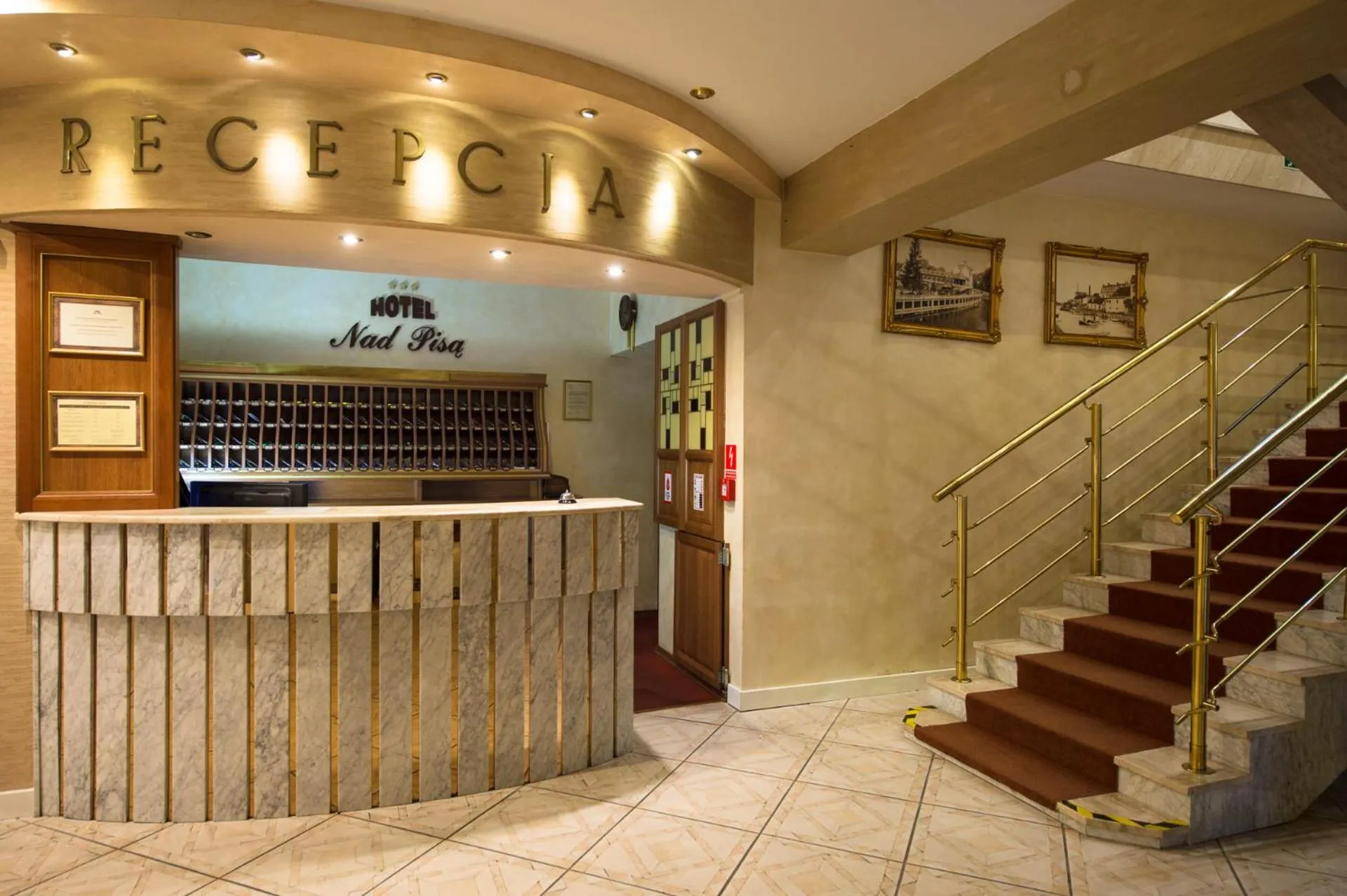 Lobby or reception in Hotel Nad Pisą