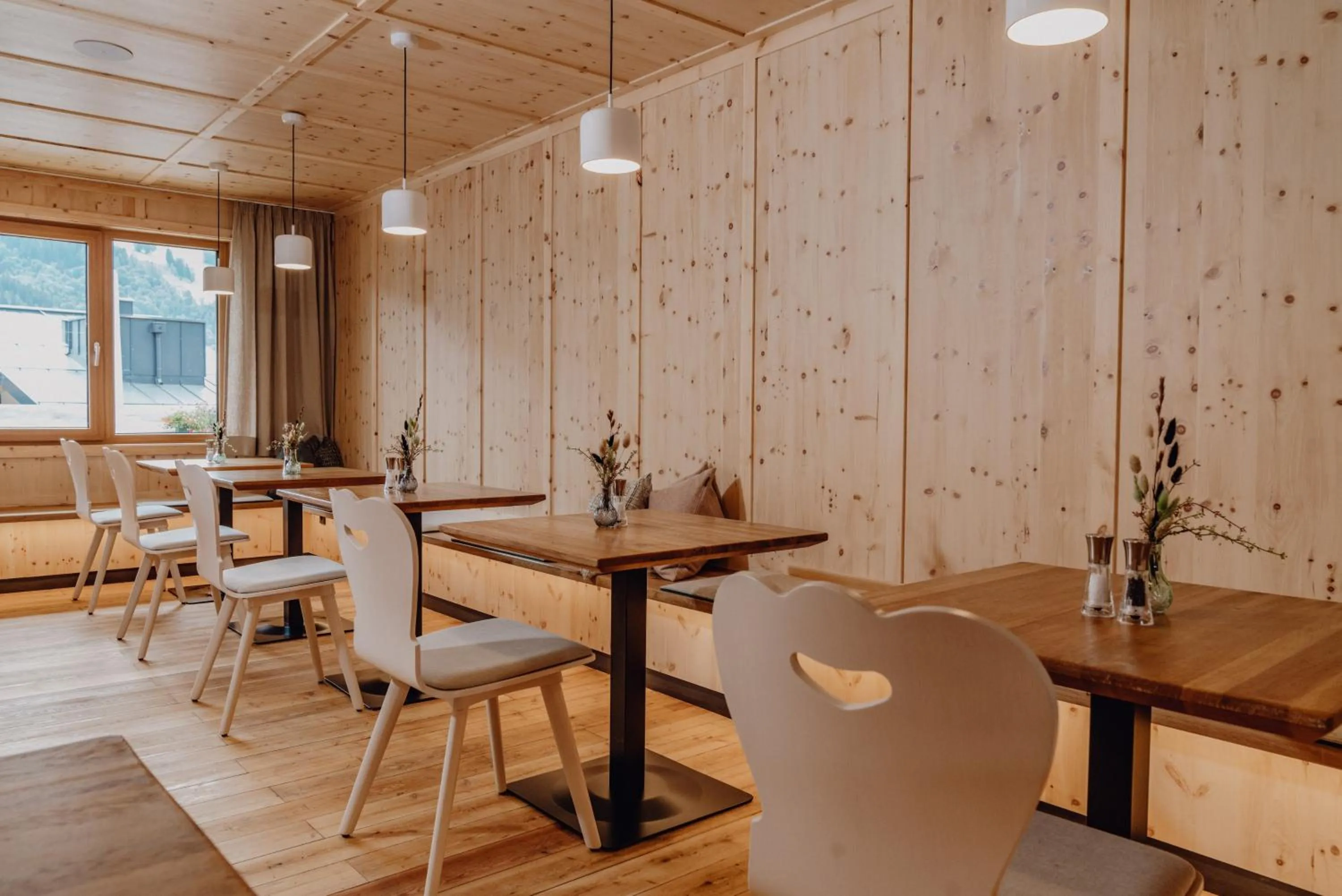 Restaurant/places to eat in Ferienalm Panorama Apartments