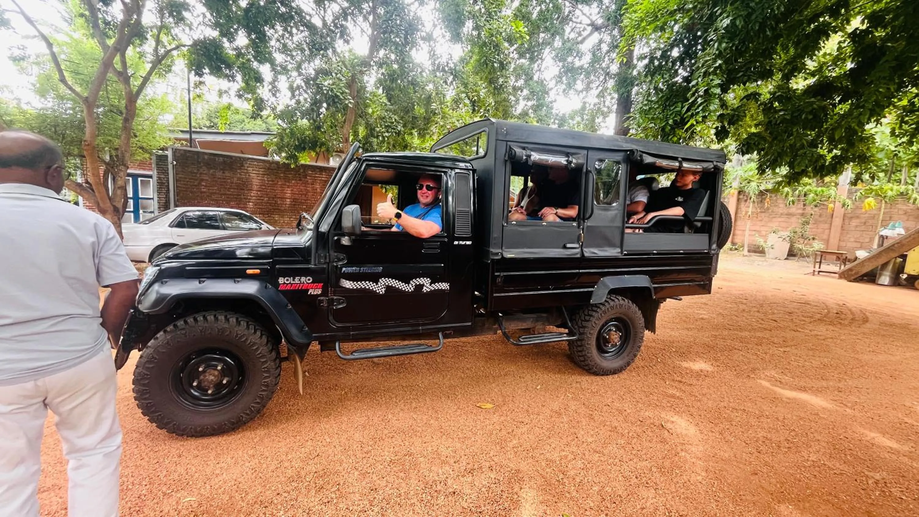 group of guests in Honey Tree Polonnaruwa