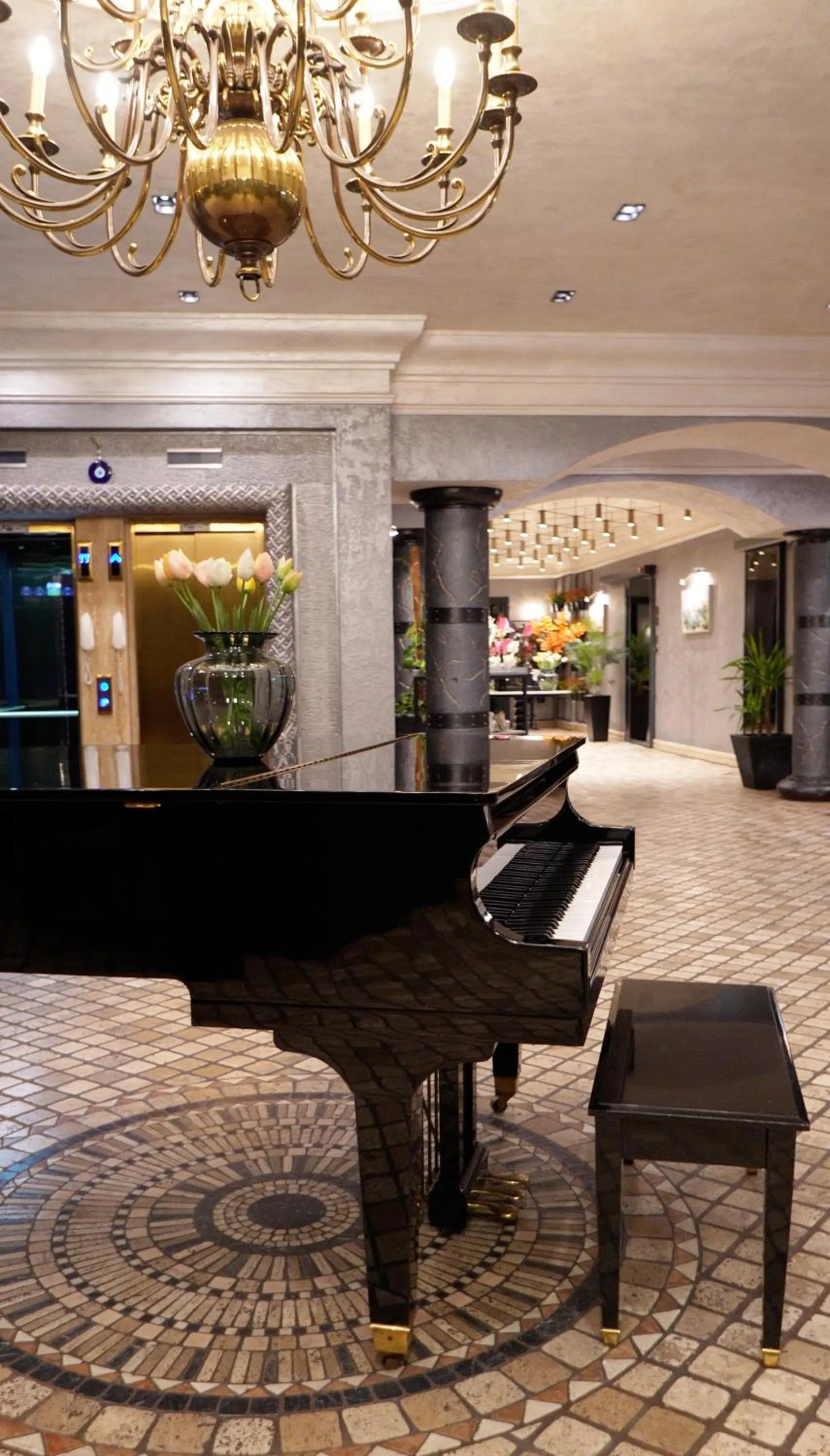 Lobby or reception in The Wings Hotels Neva Palas