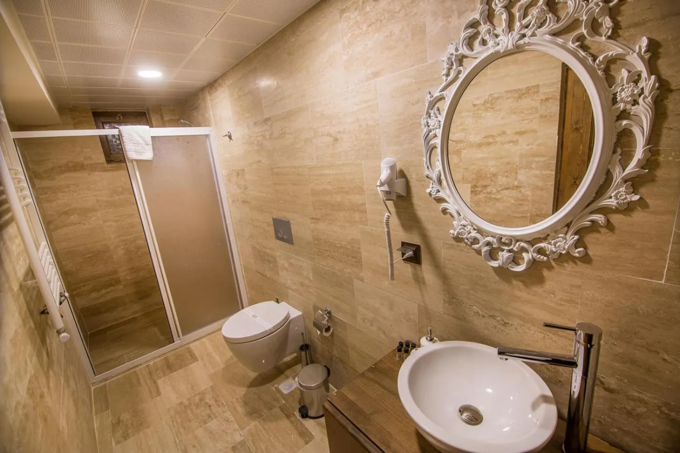 Shower in Cappadocia Ozbek Stone House