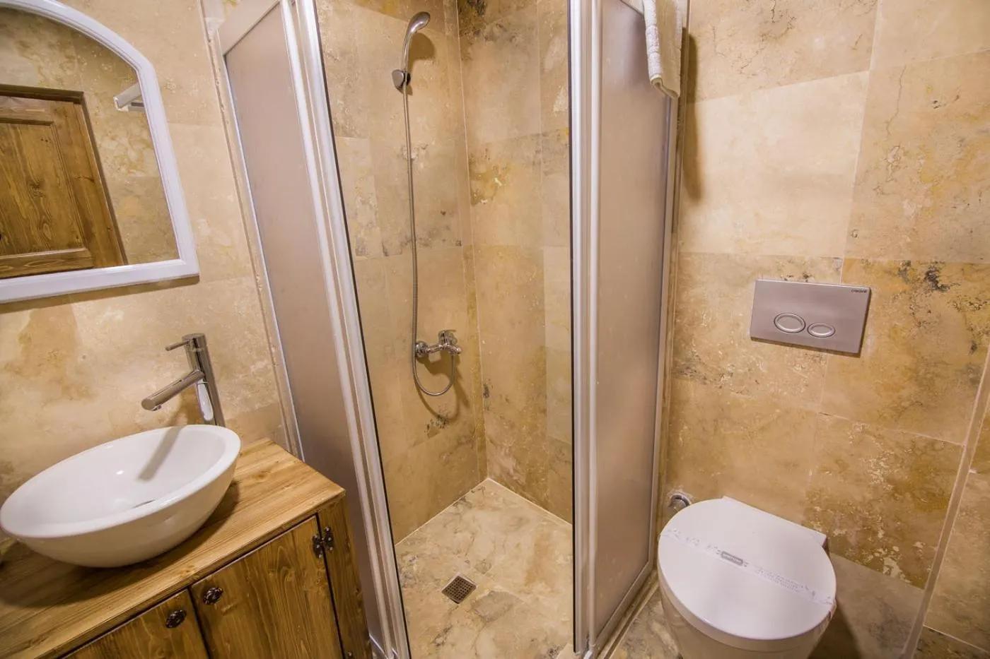 Shower in Cappadocia Ozbek Stone House