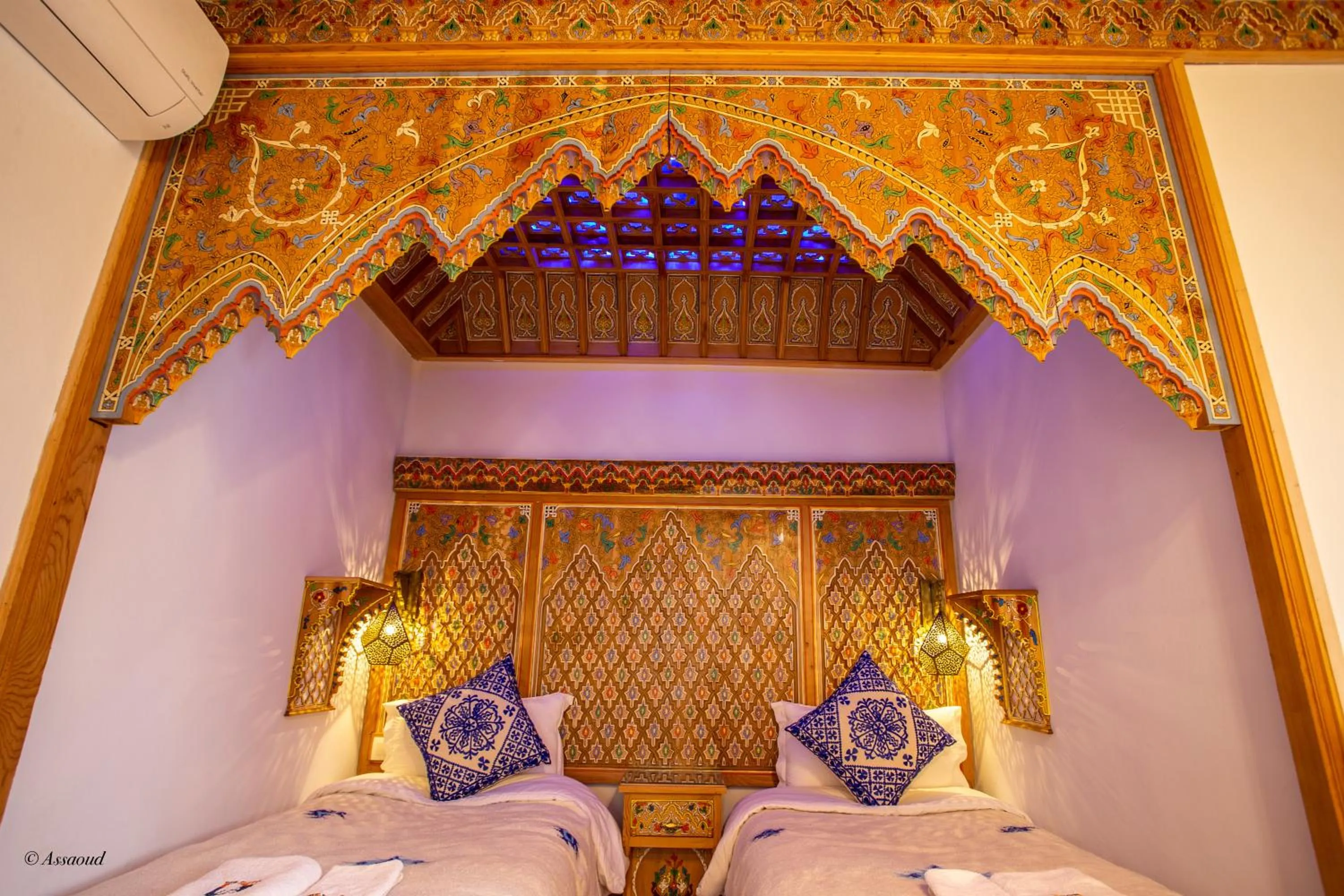 Bed in Hotel Dar Mounir