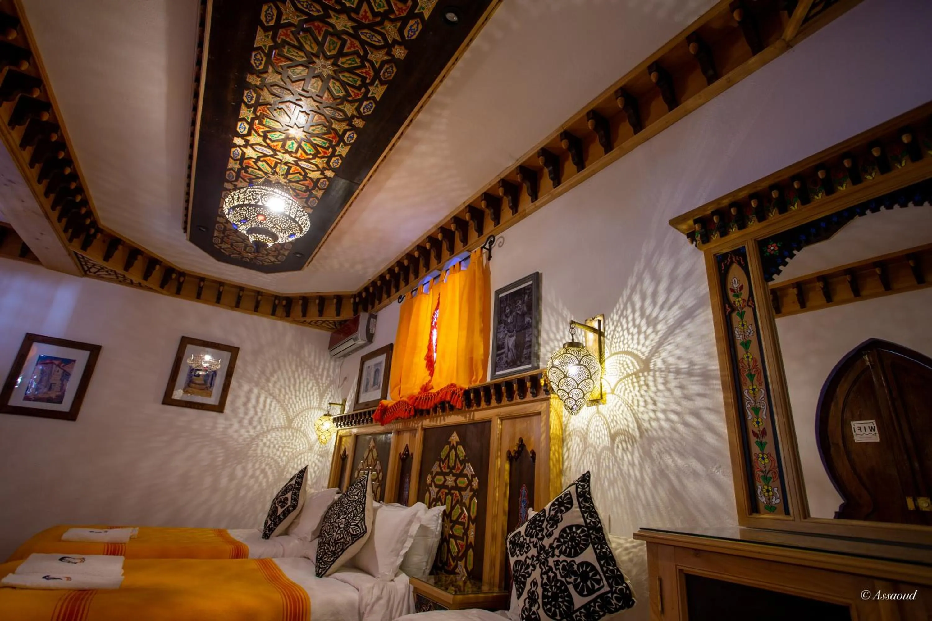 Bed in Hotel Dar Mounir