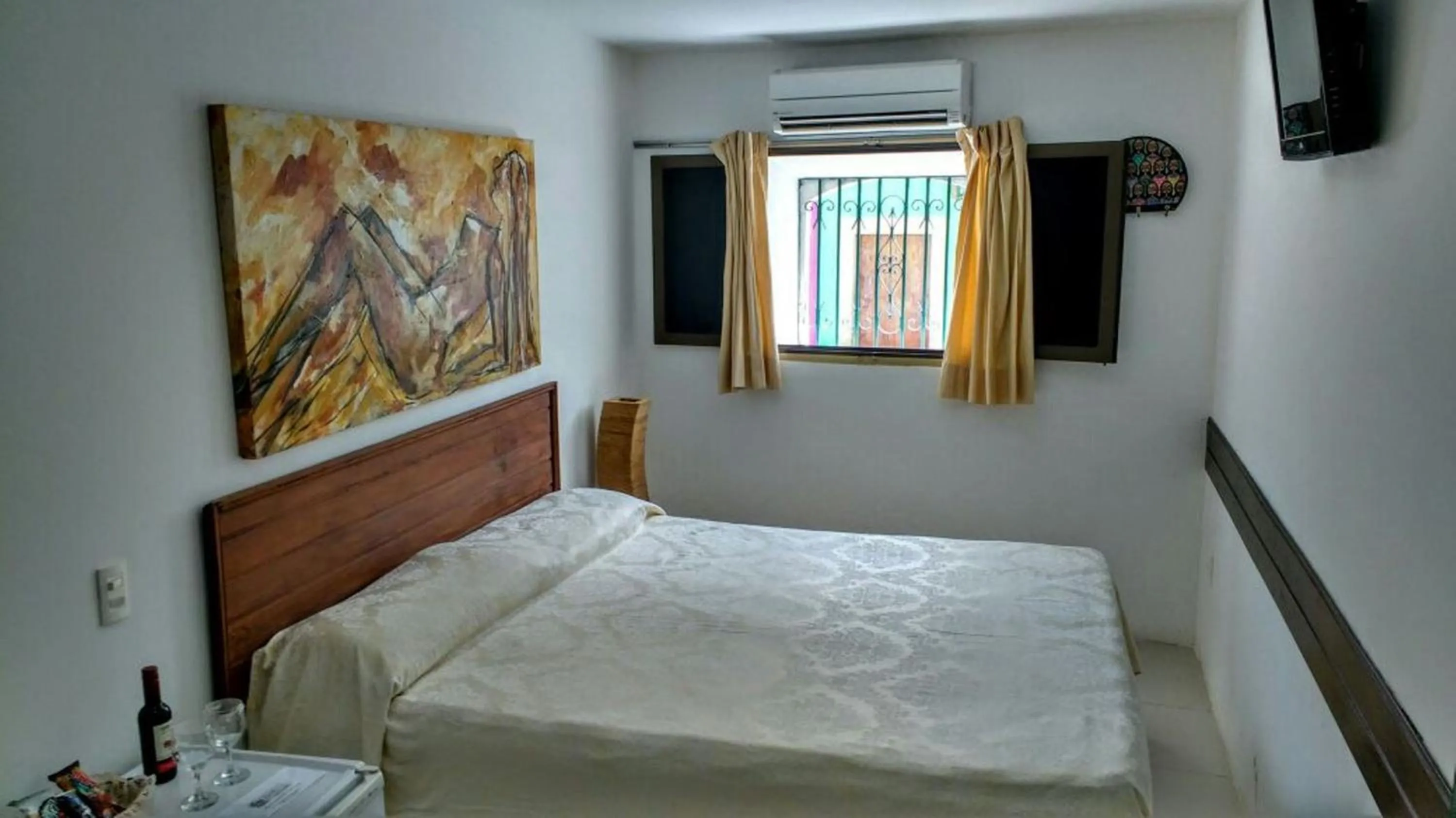 View (from property/room), Bed in Pousada dos Quatro Cantos