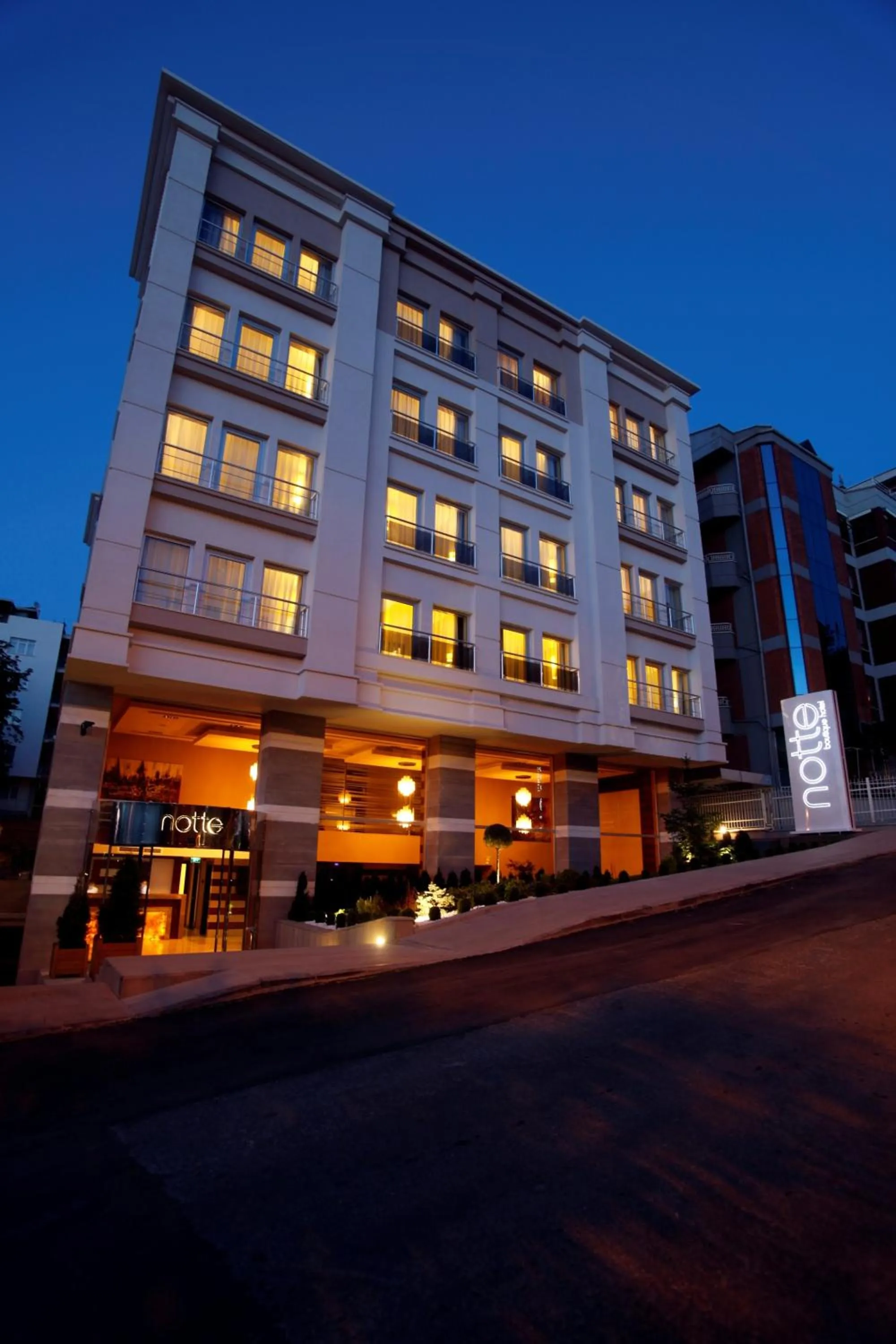 Facade/entrance in Notte Hotel