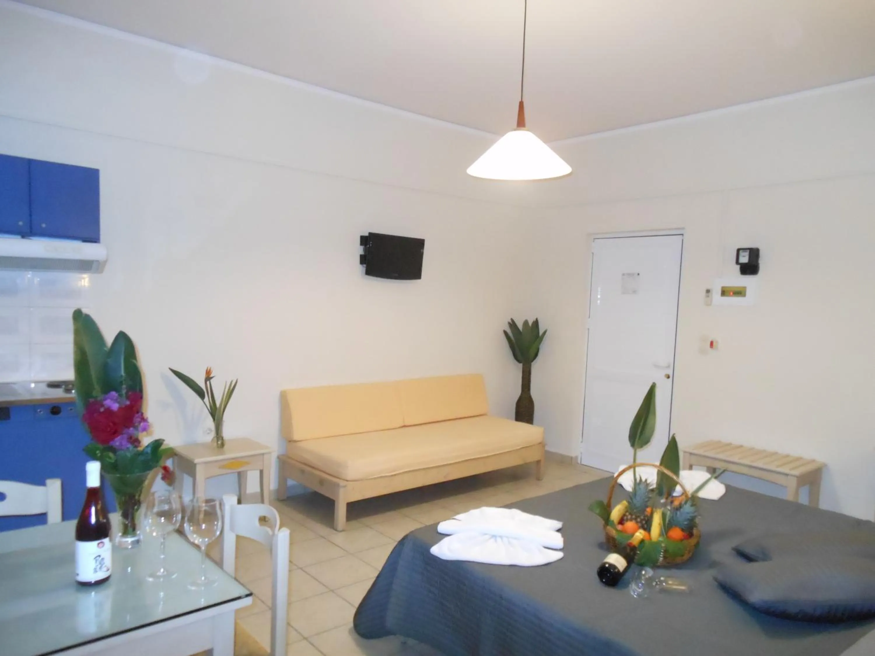 Photo of the whole room in Jechrina