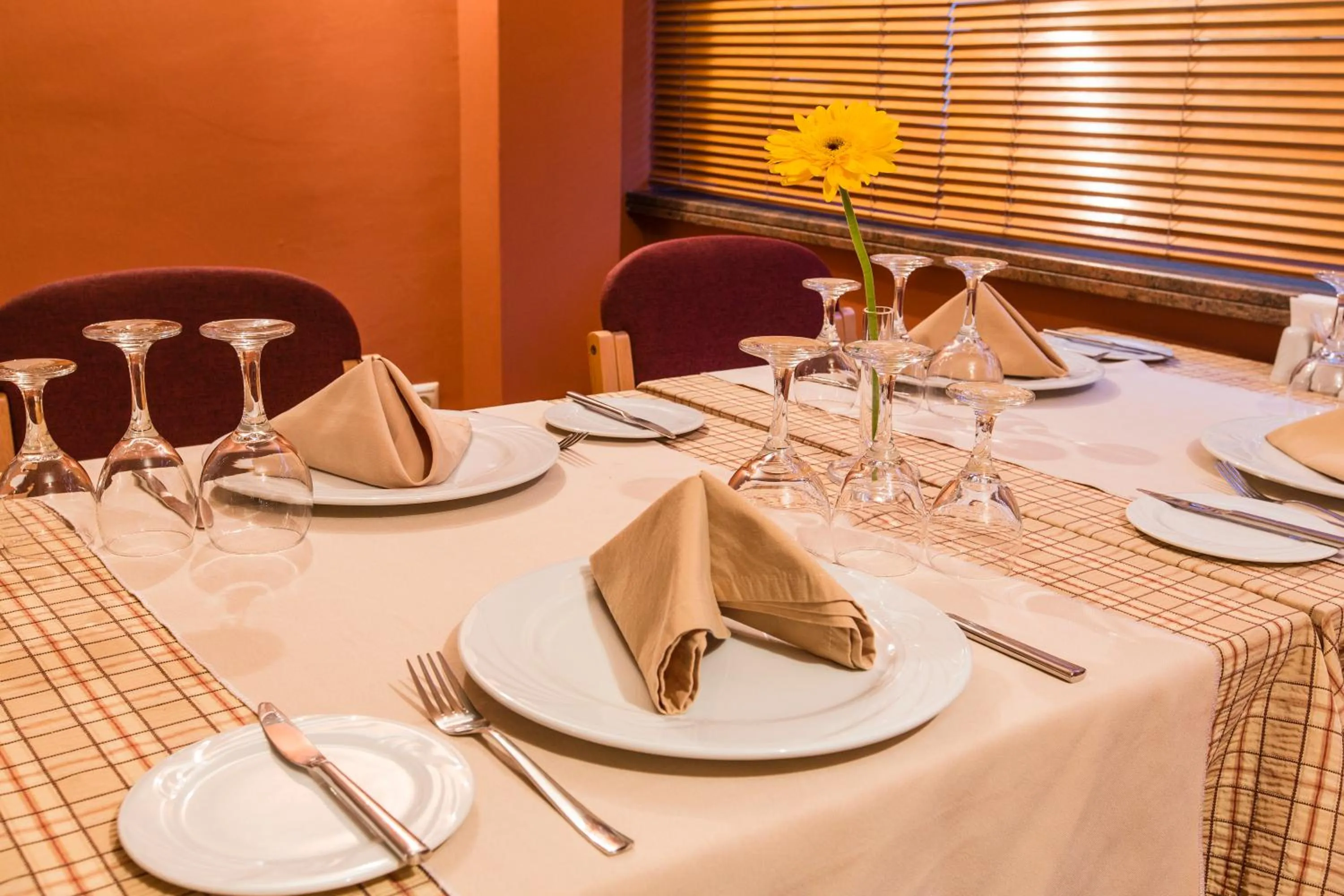 Food and drinks in Hotel Tunali