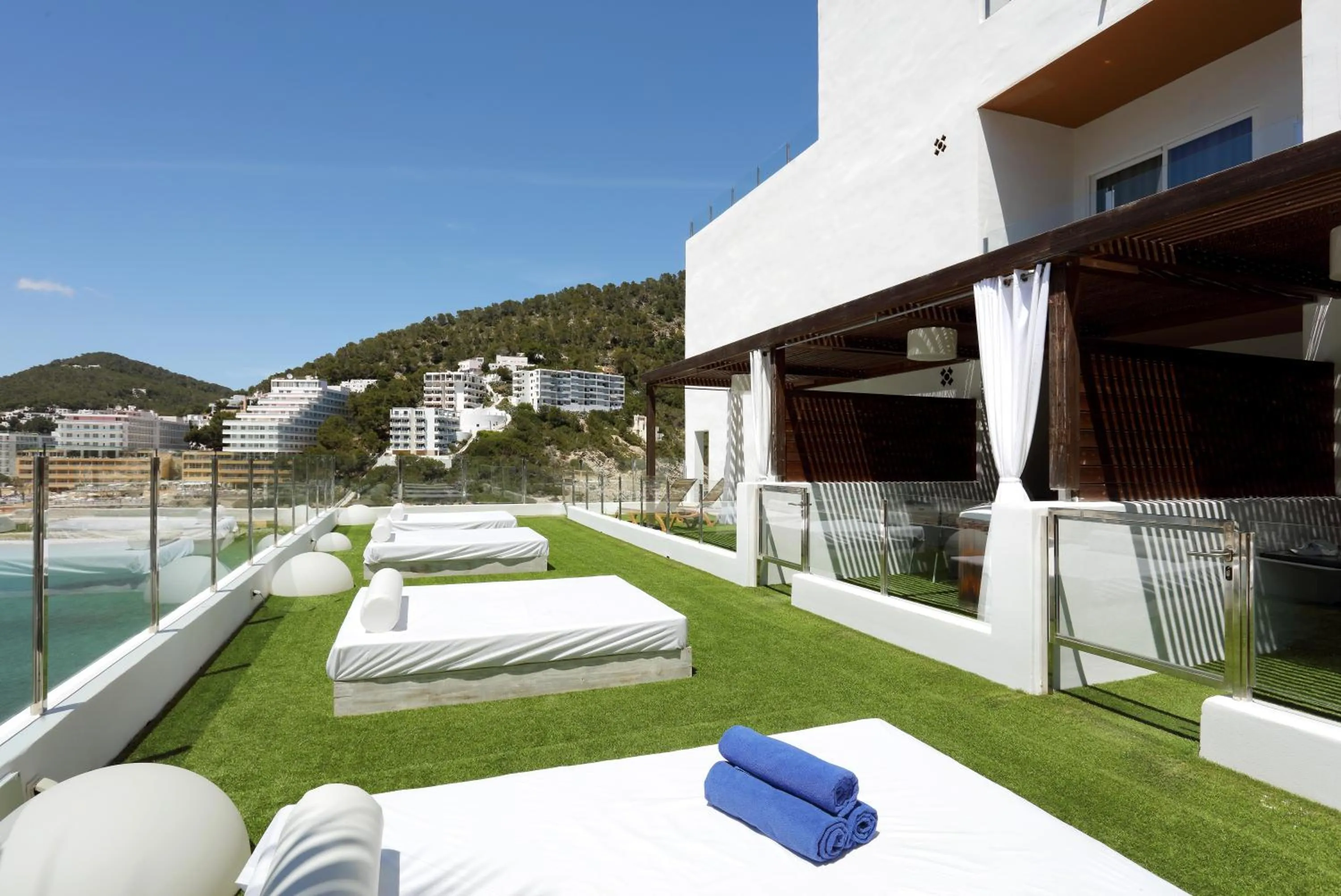Property building in Palladium Hotel Cala Llonga - Adults Only