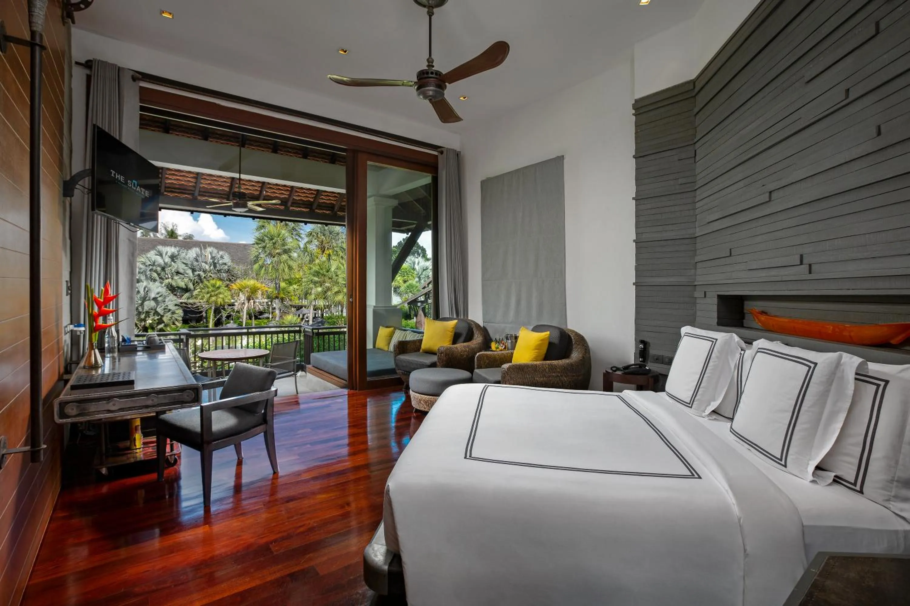 View (from property/room), Bed in The Slate, Phuket