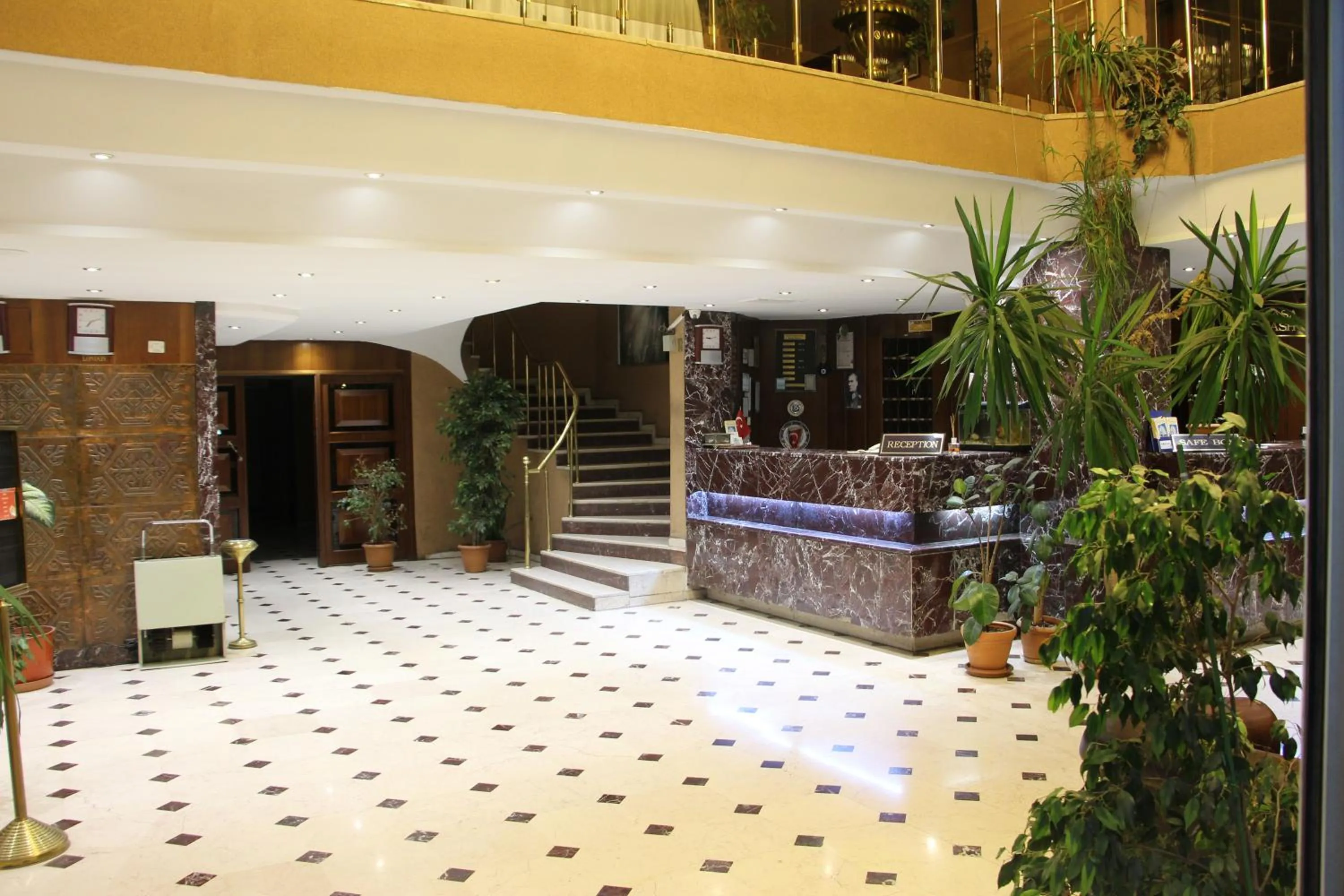 Lobby or reception in Akyuz Hotel