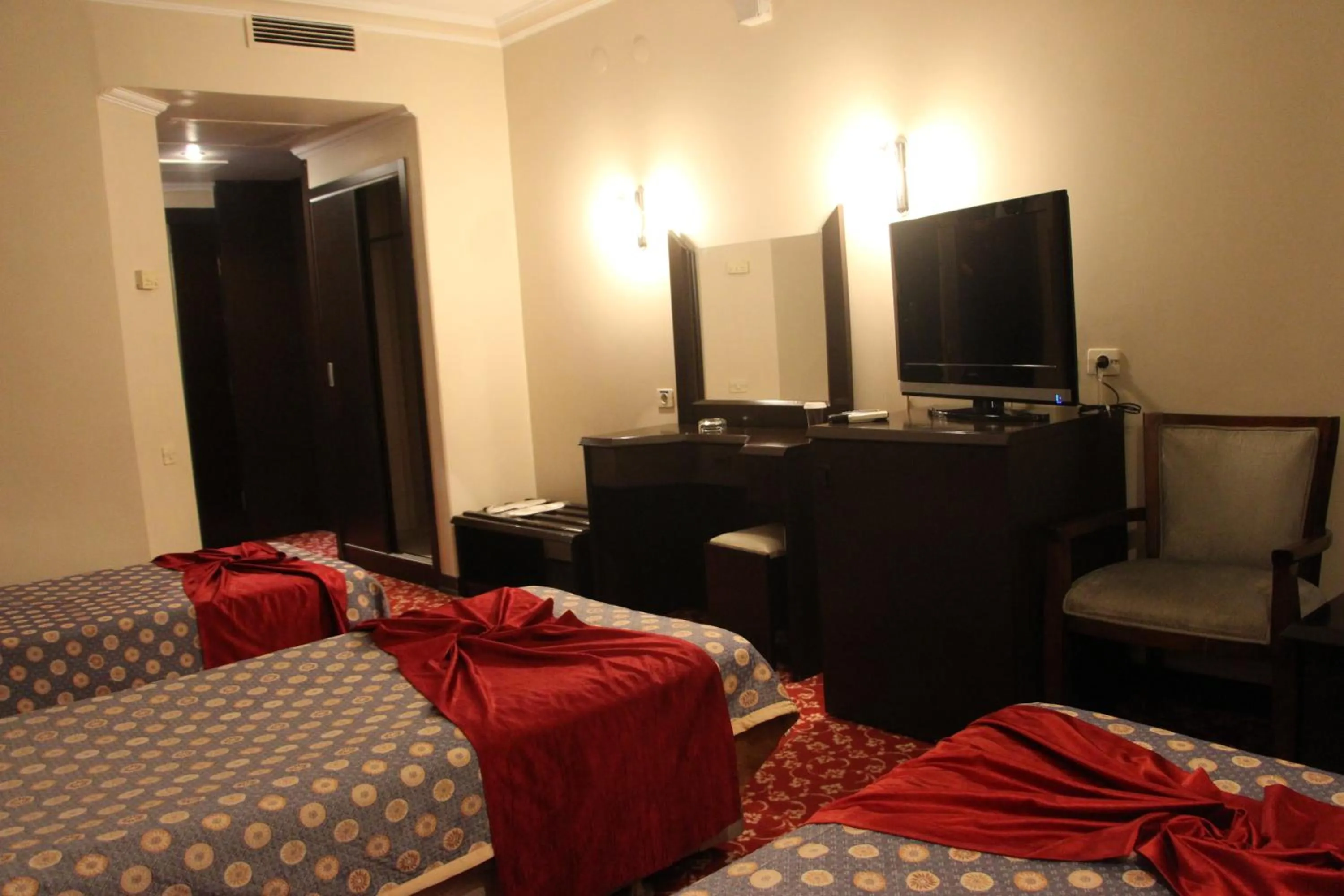 Photo of the whole room in Akyuz Hotel