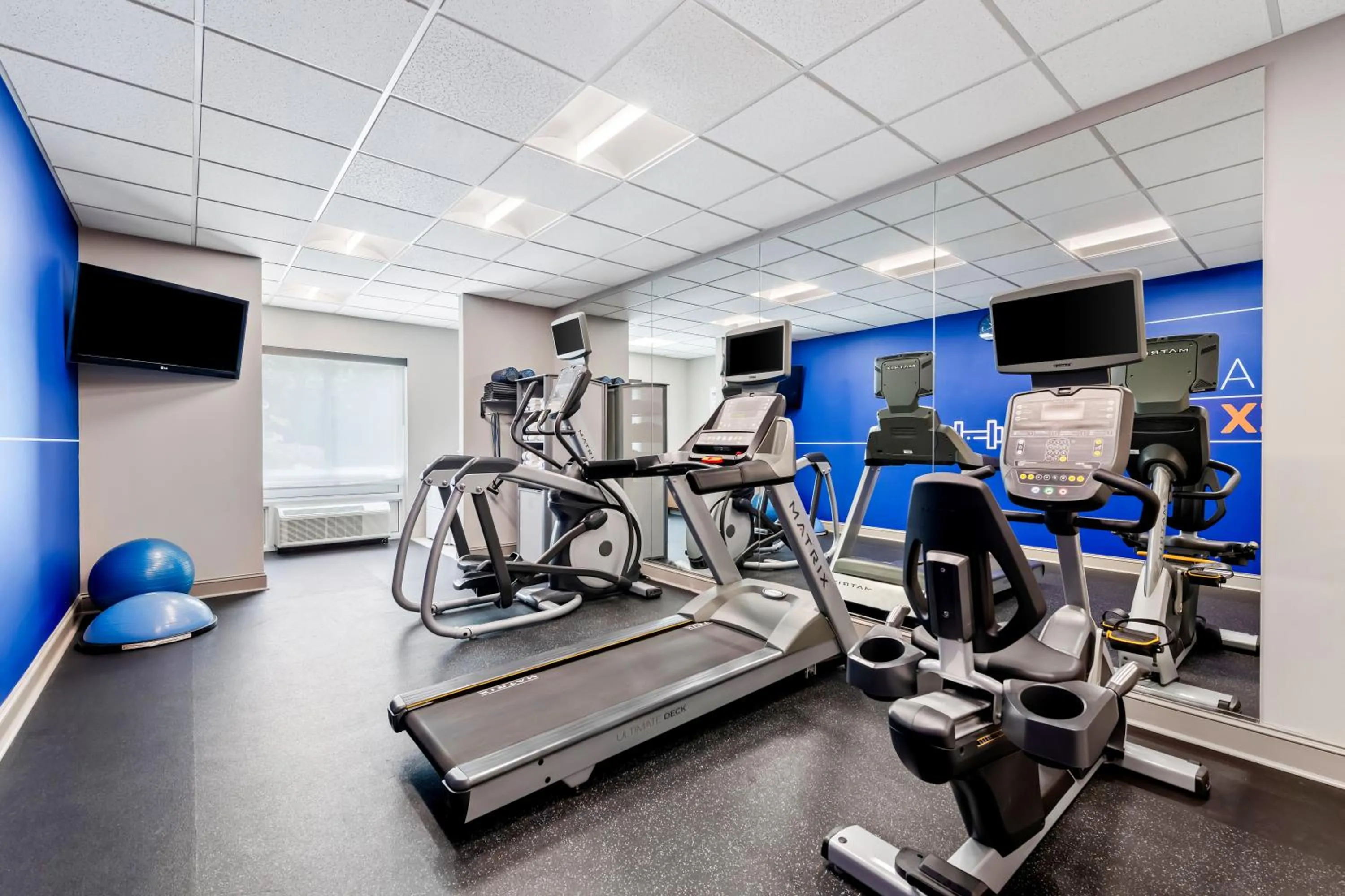 Fitness centre/facilities in Holiday Inn Express & Suites Sylva / Dillsboro by IHG