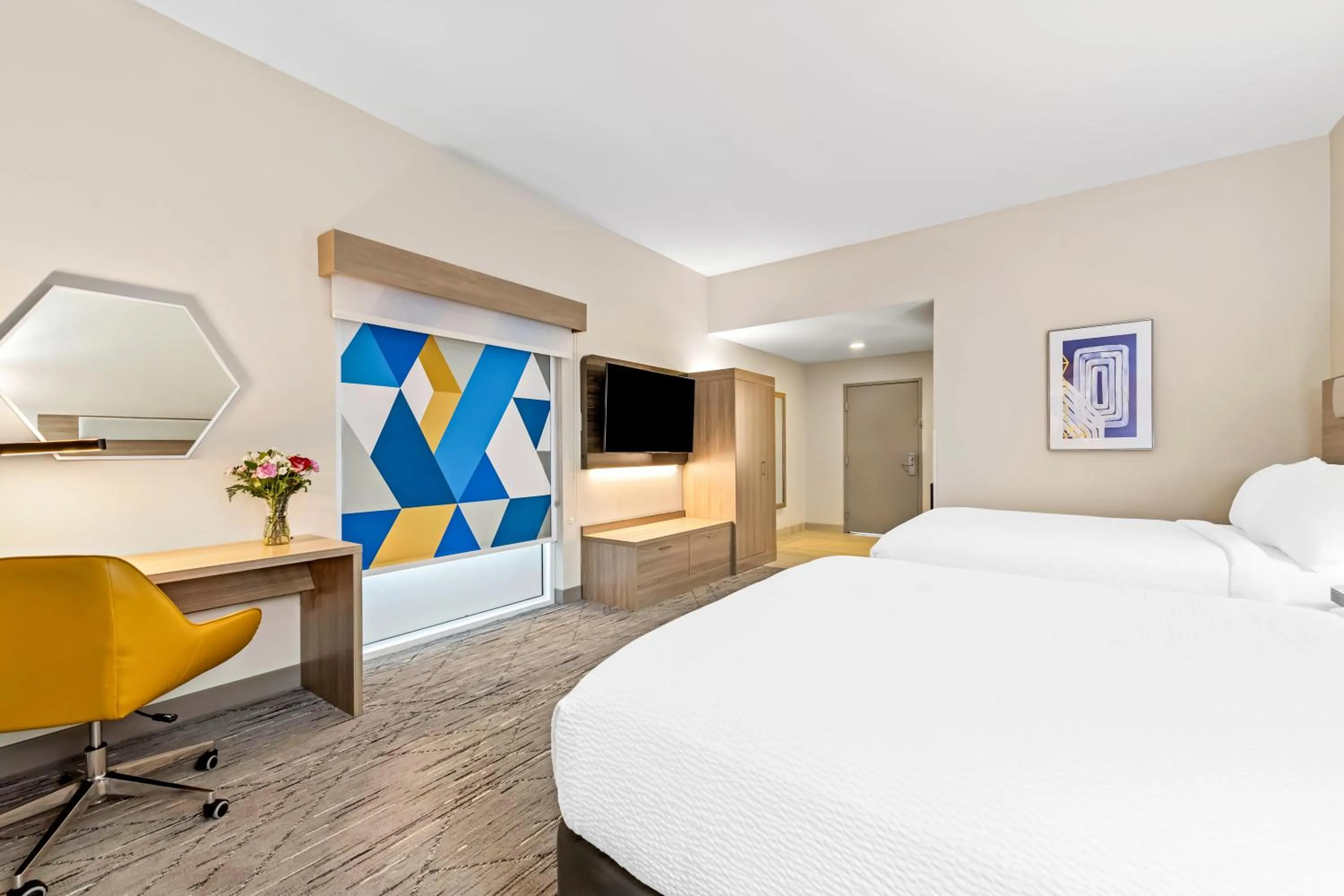 Bedroom, Bed in Holiday Inn Express & Suites Sylva / Dillsboro by IHG