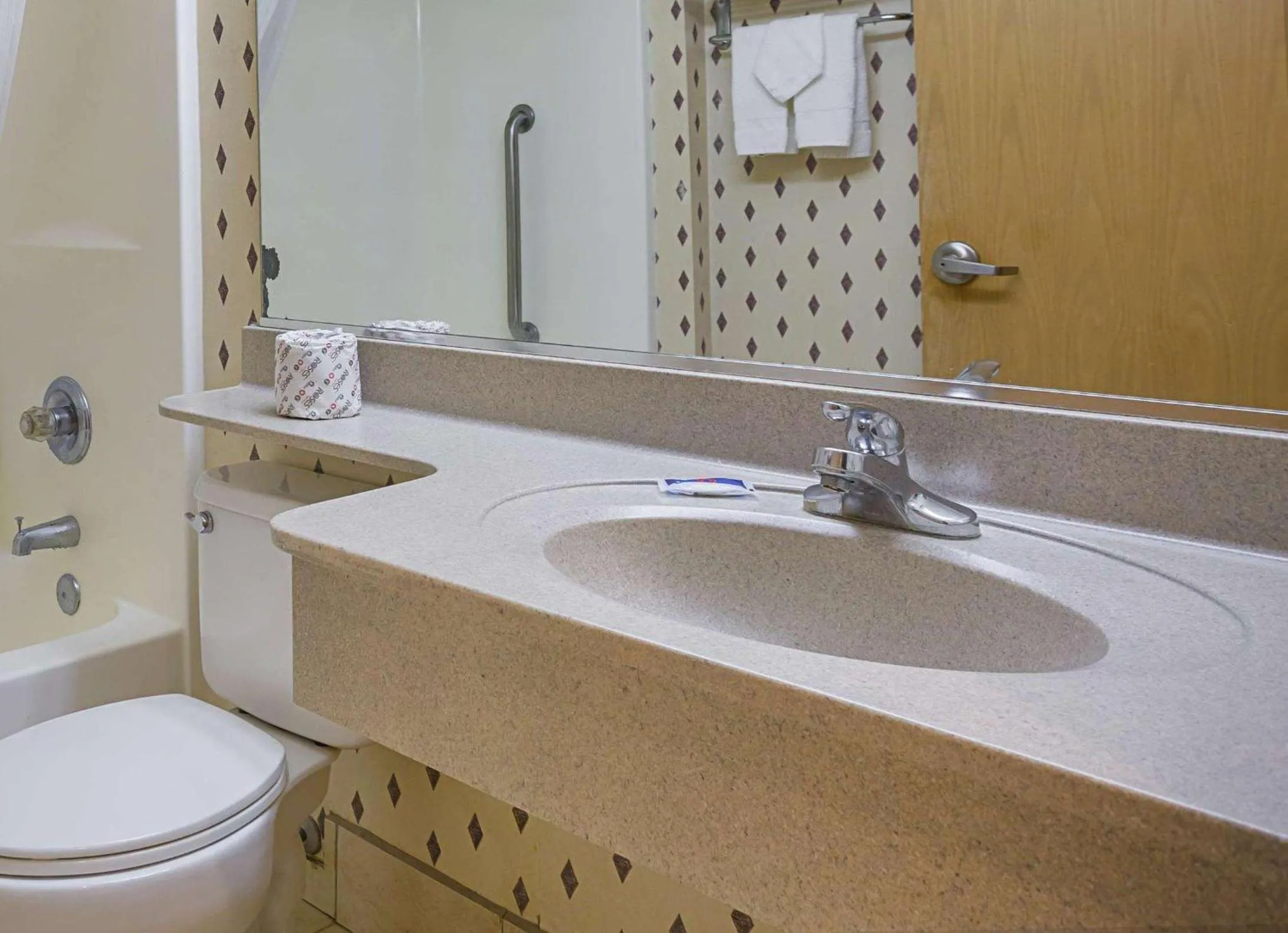 Bathroom in Motel 6-Bernalillo, NM