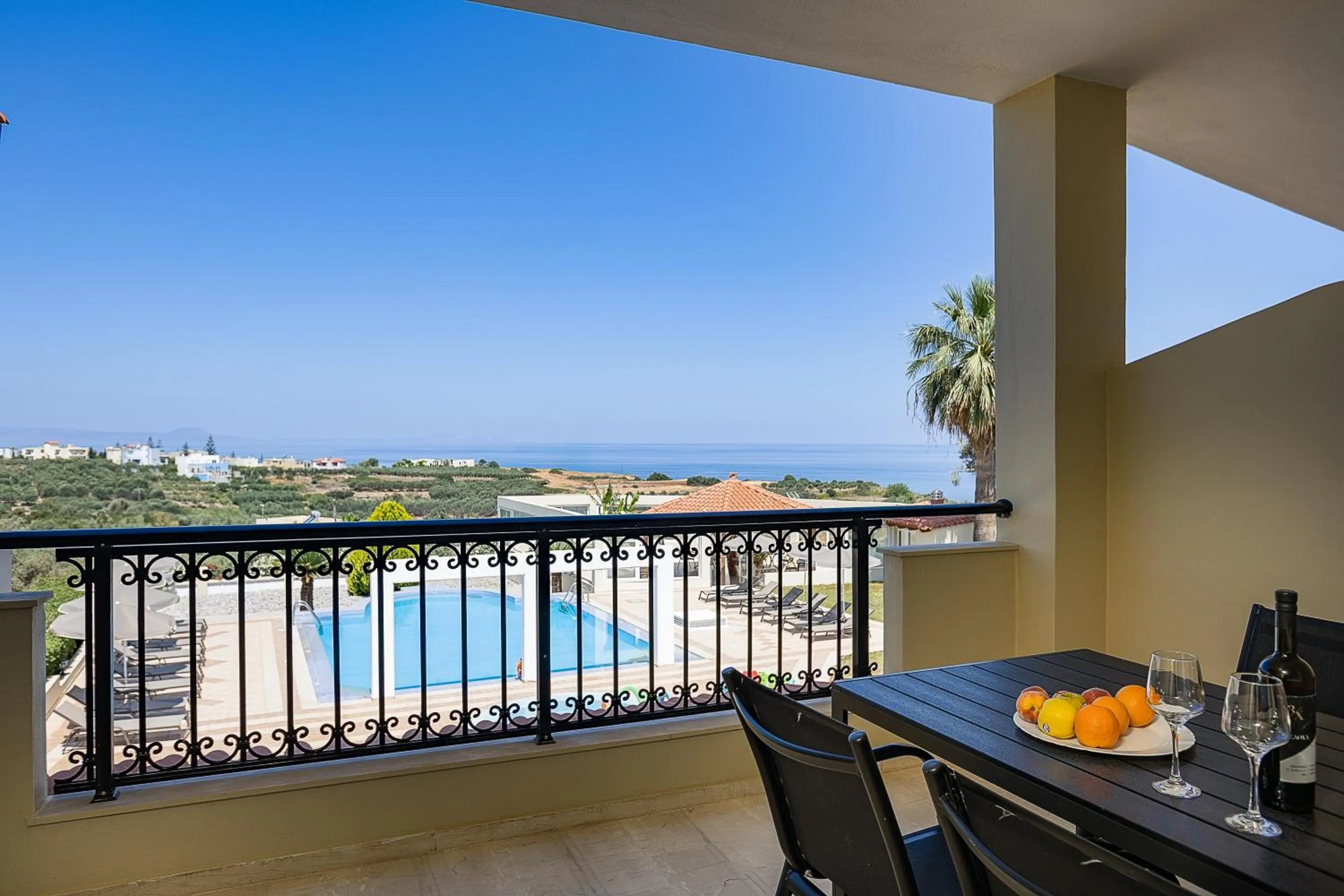 Day in Lofos Panorama Apartments