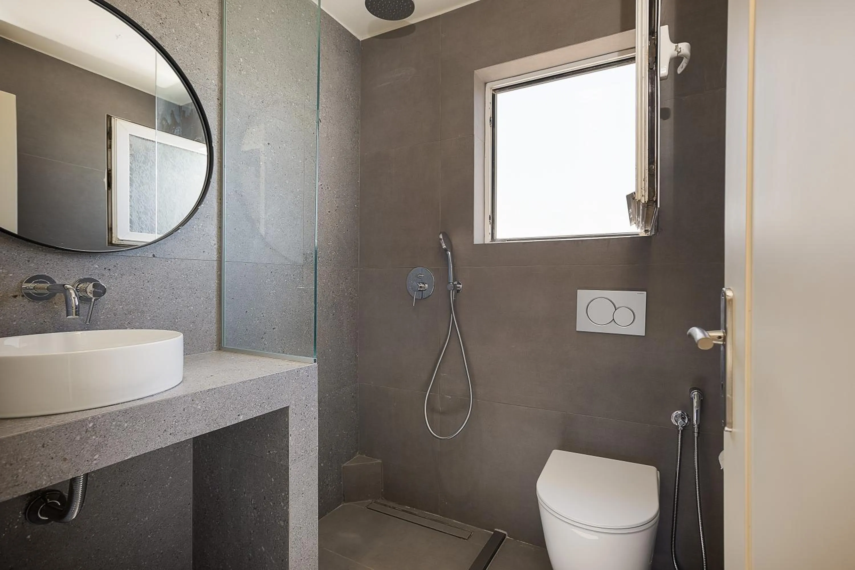 Shower in Lofos Panorama Apartments