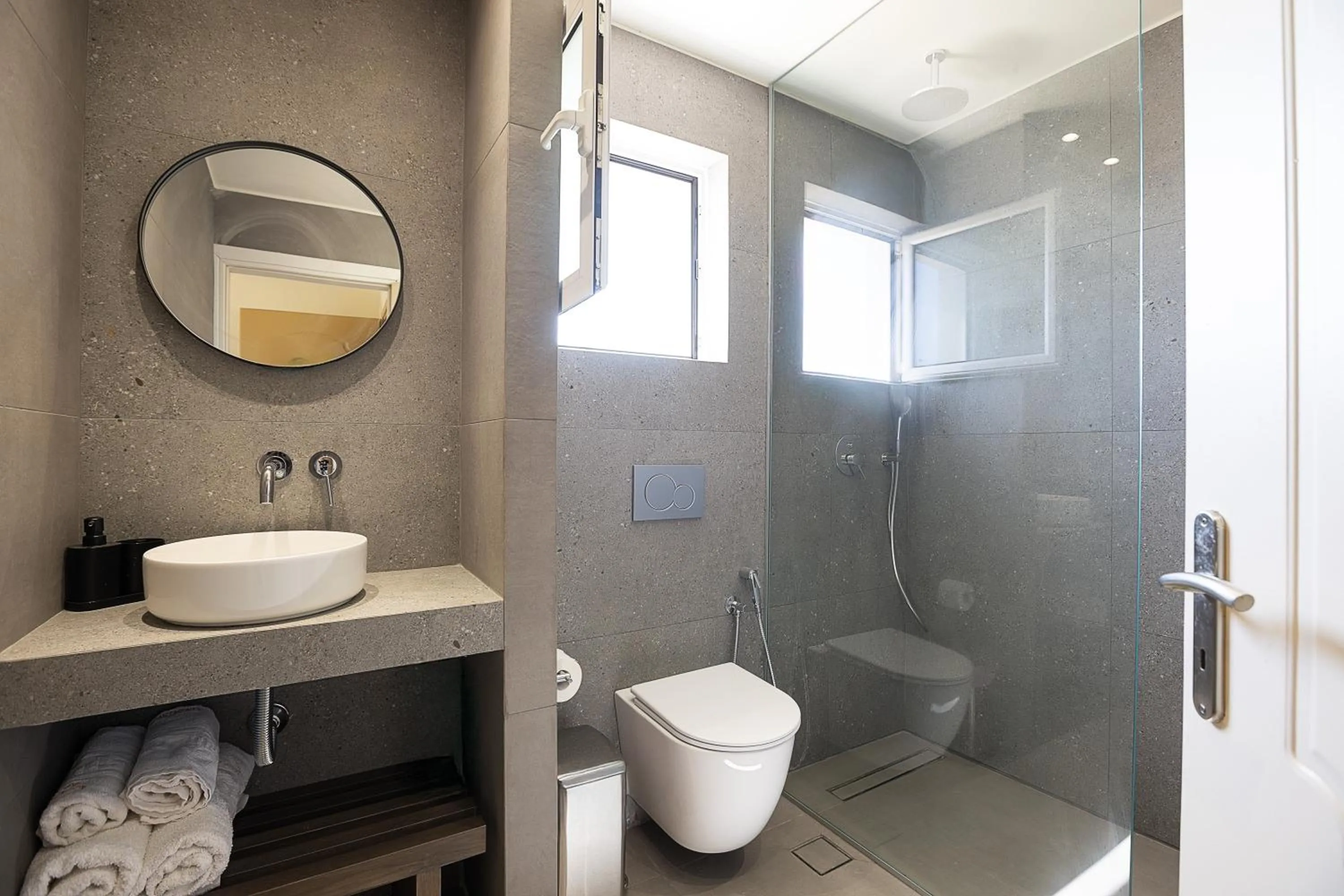 Shower in Lofos Panorama Apartments