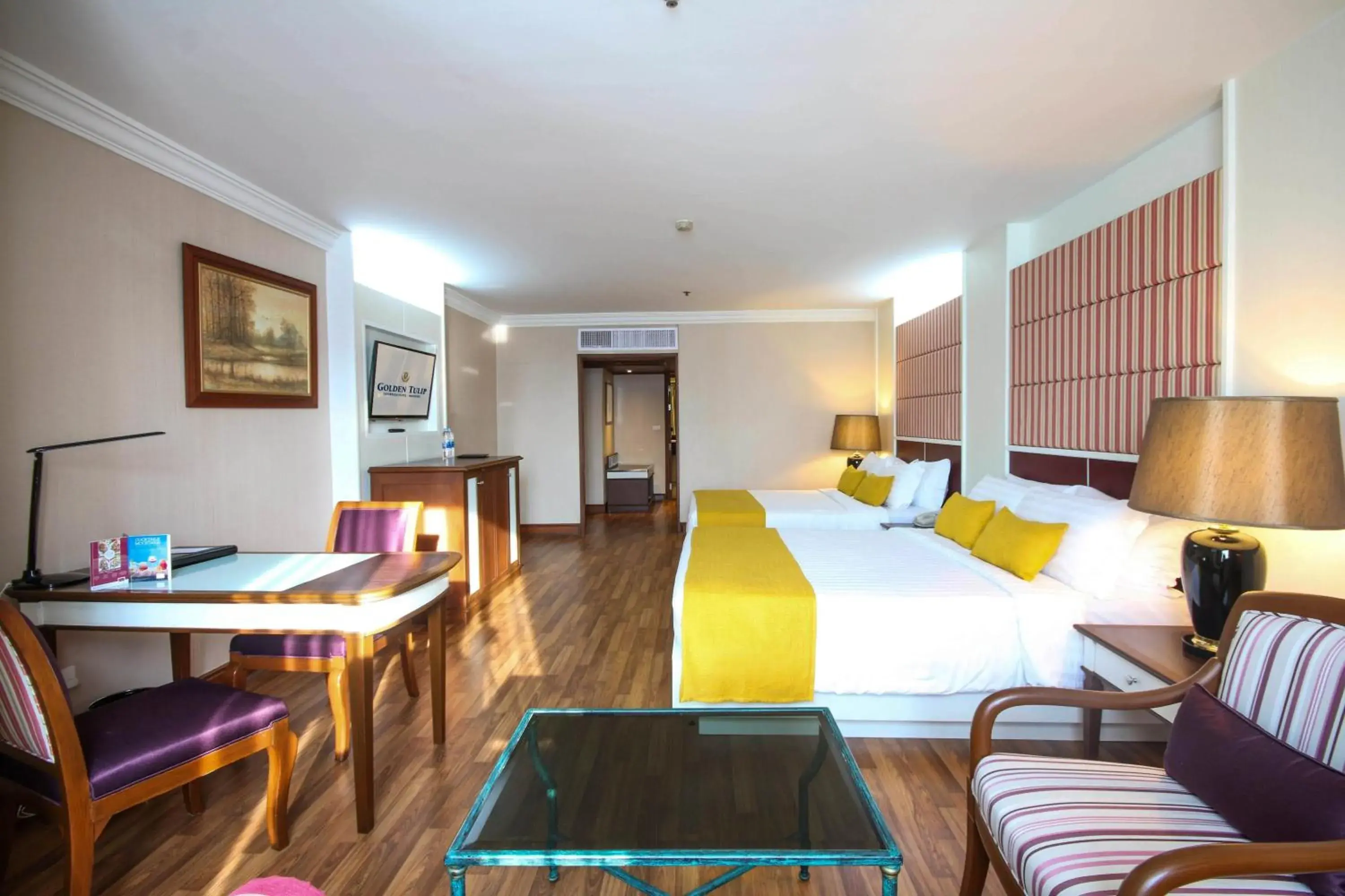 Junior Suite 2 Single Beds, 65 Sqm, Sofa Living Area, Free Wifi, Executive Lounge, Tv Desk in Golden Tulip Sovereign Hotel Bangkok Junior Suite 2 Single Beds, 65 Sqm, Sofa Living Area, Free Wifi, Executive Lounge, Tv Desk in Golden Tulip Sovereign Hotel Bangkok