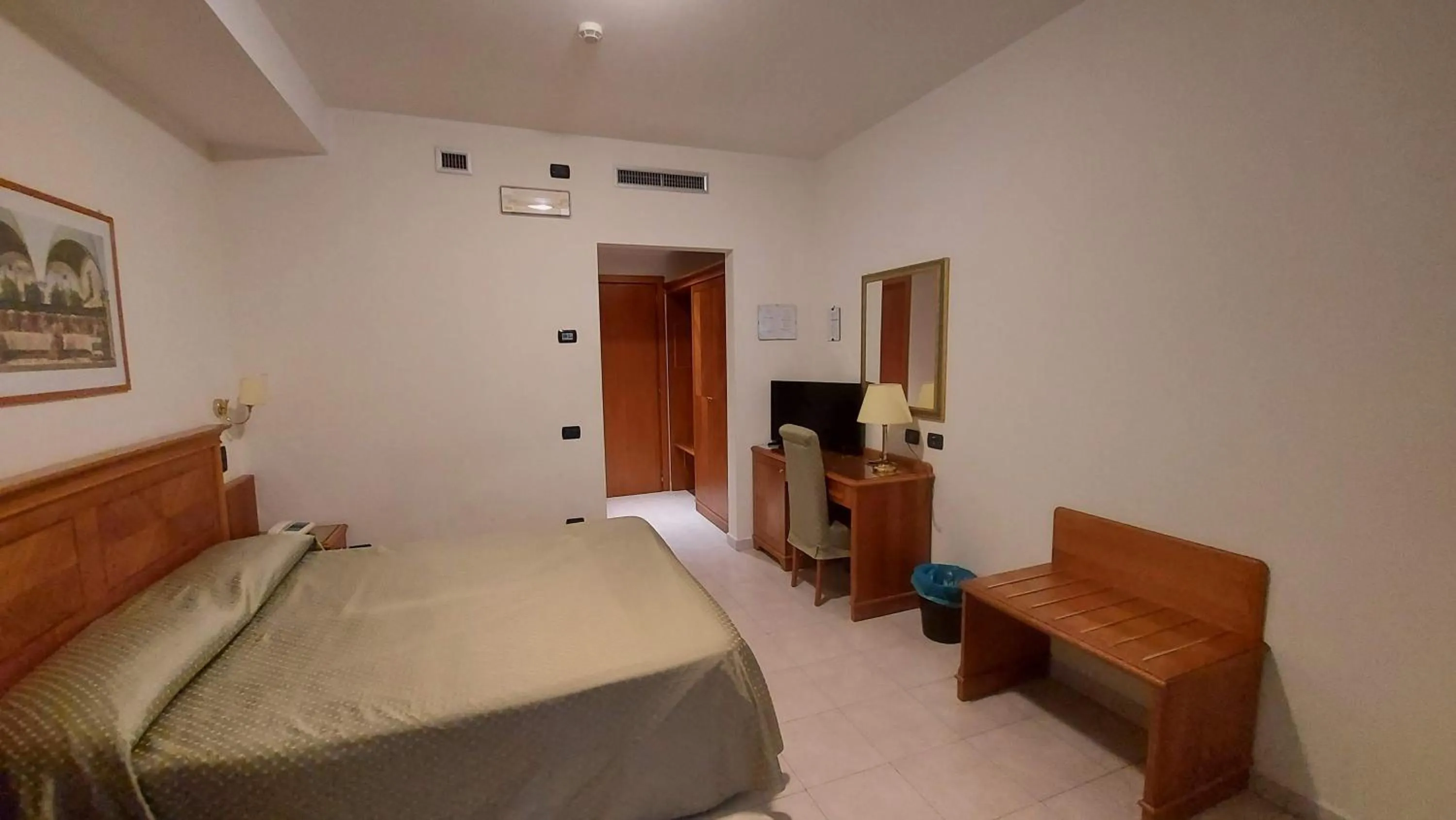 Bed in Grand Hotel Victoria