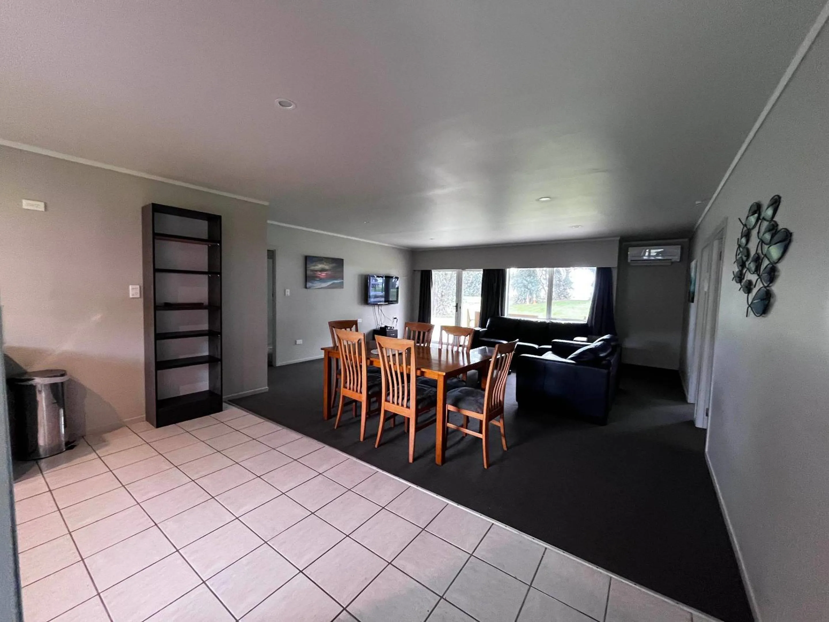 Living room in Comfort Inn Sunset