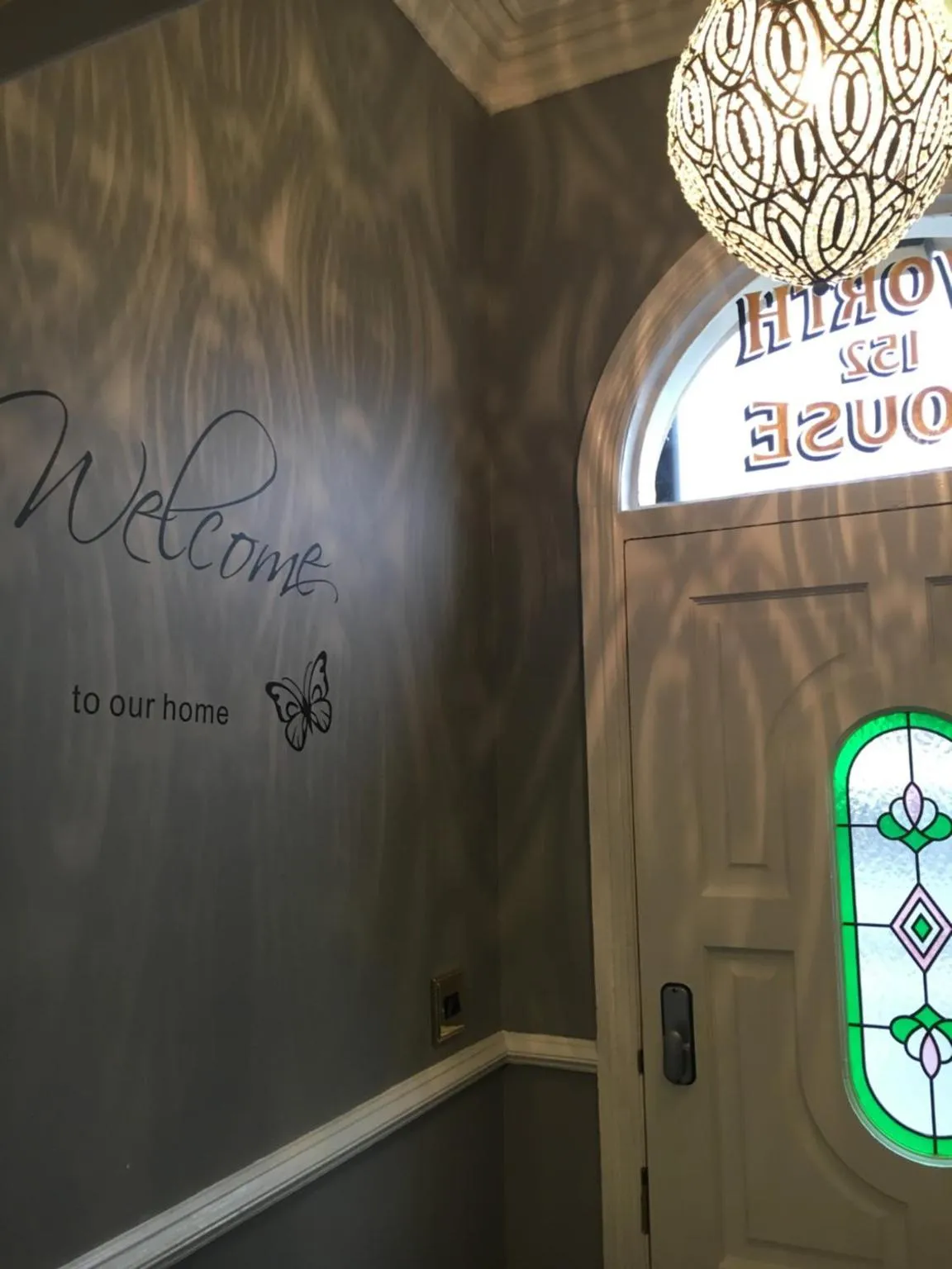 Facade/entrance in Worth House