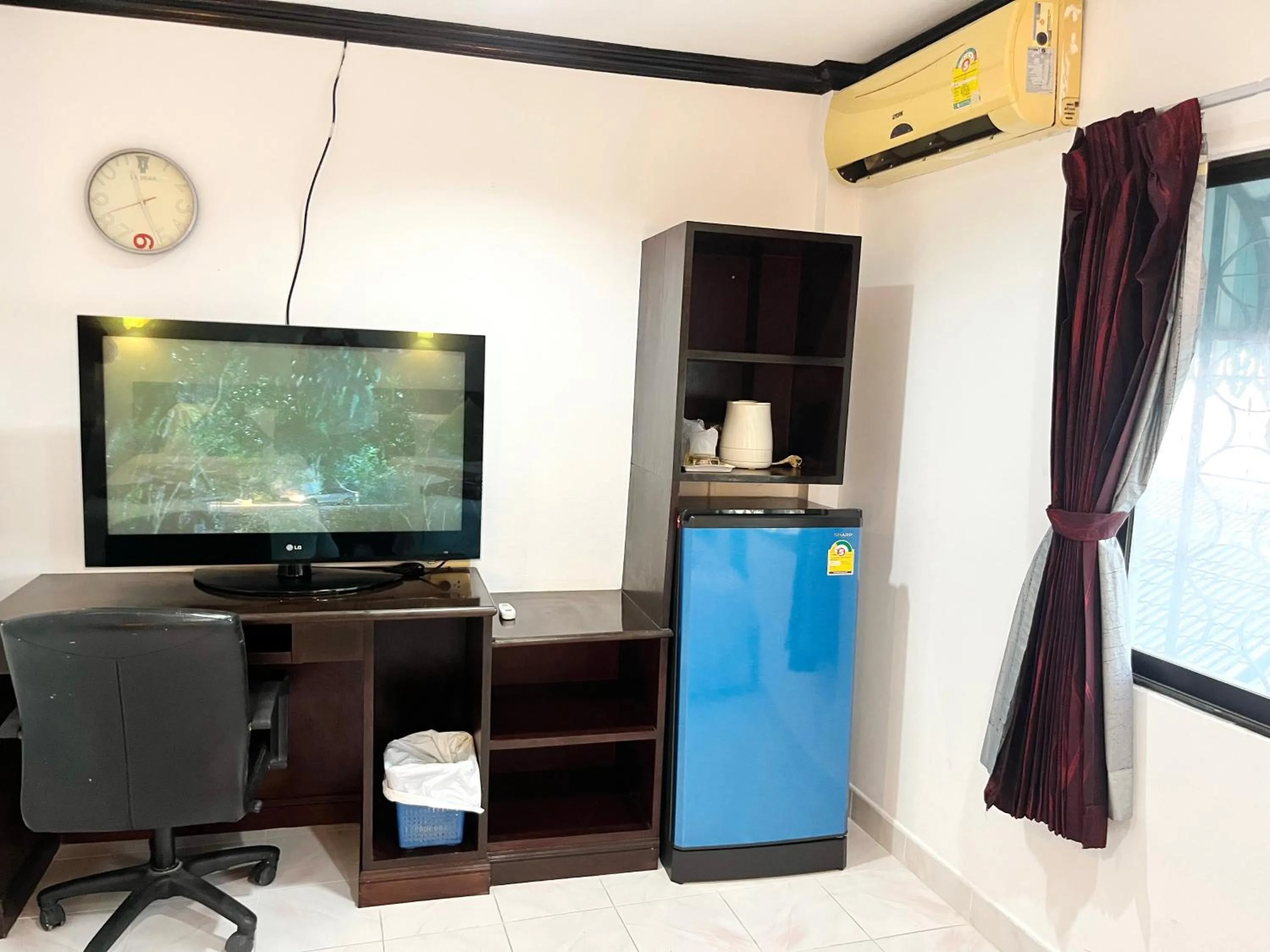 TV and multimedia in Lamai Apartment