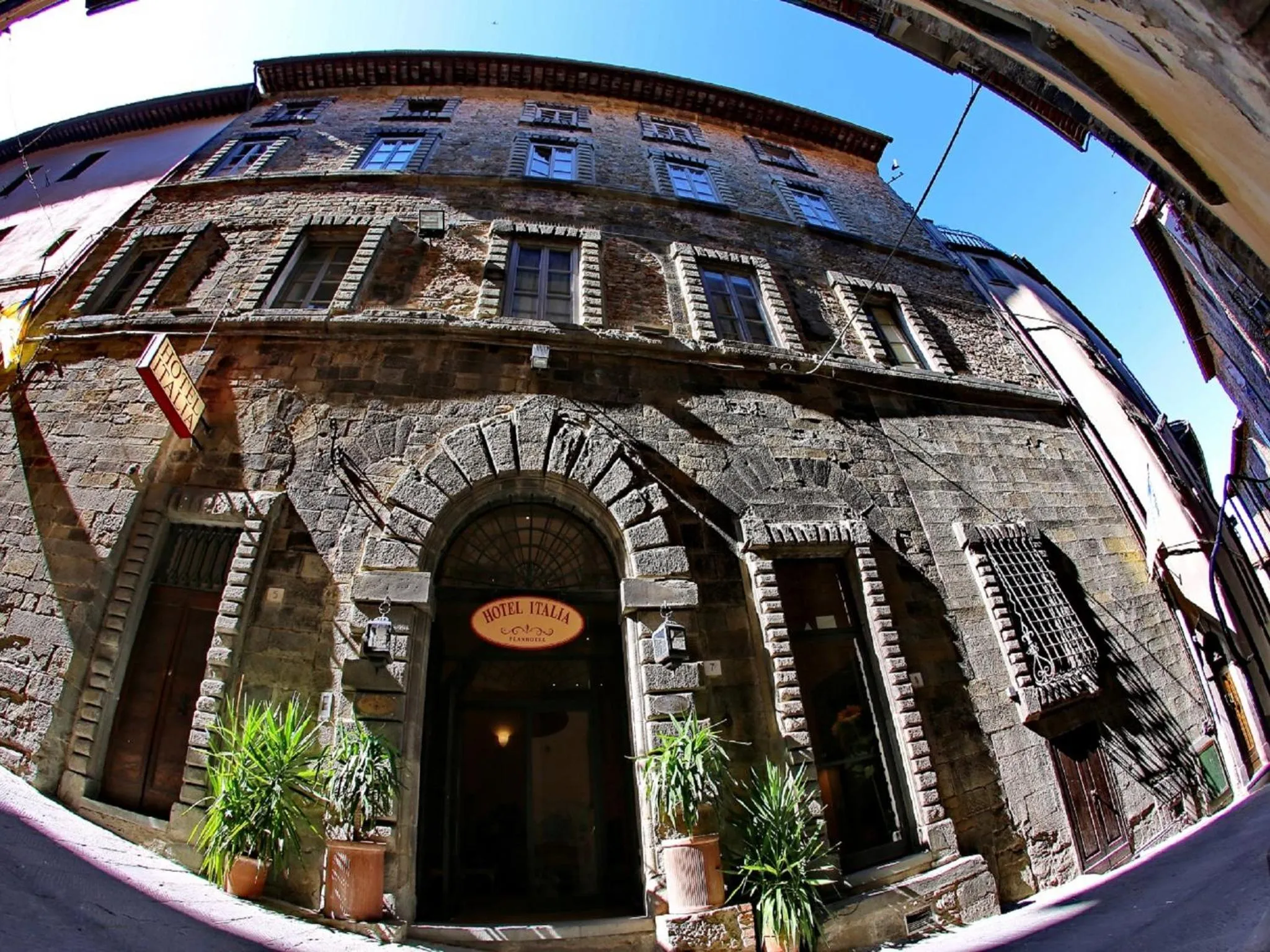 Facade/entrance in Hotel Italia Cortona