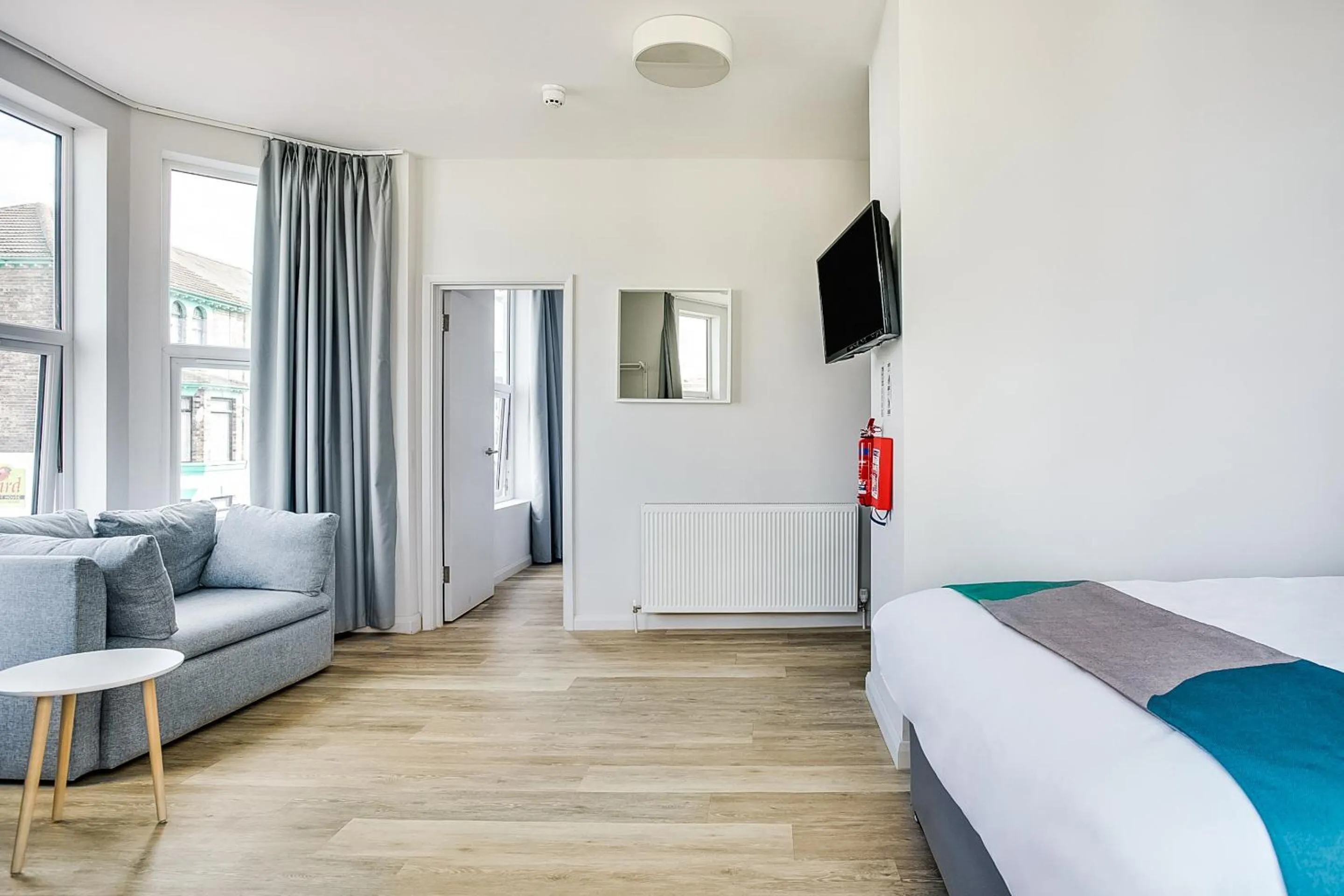 Bedroom, Bed in OYO Studiotel Great Yarmouth - Modern Hotel Apartments