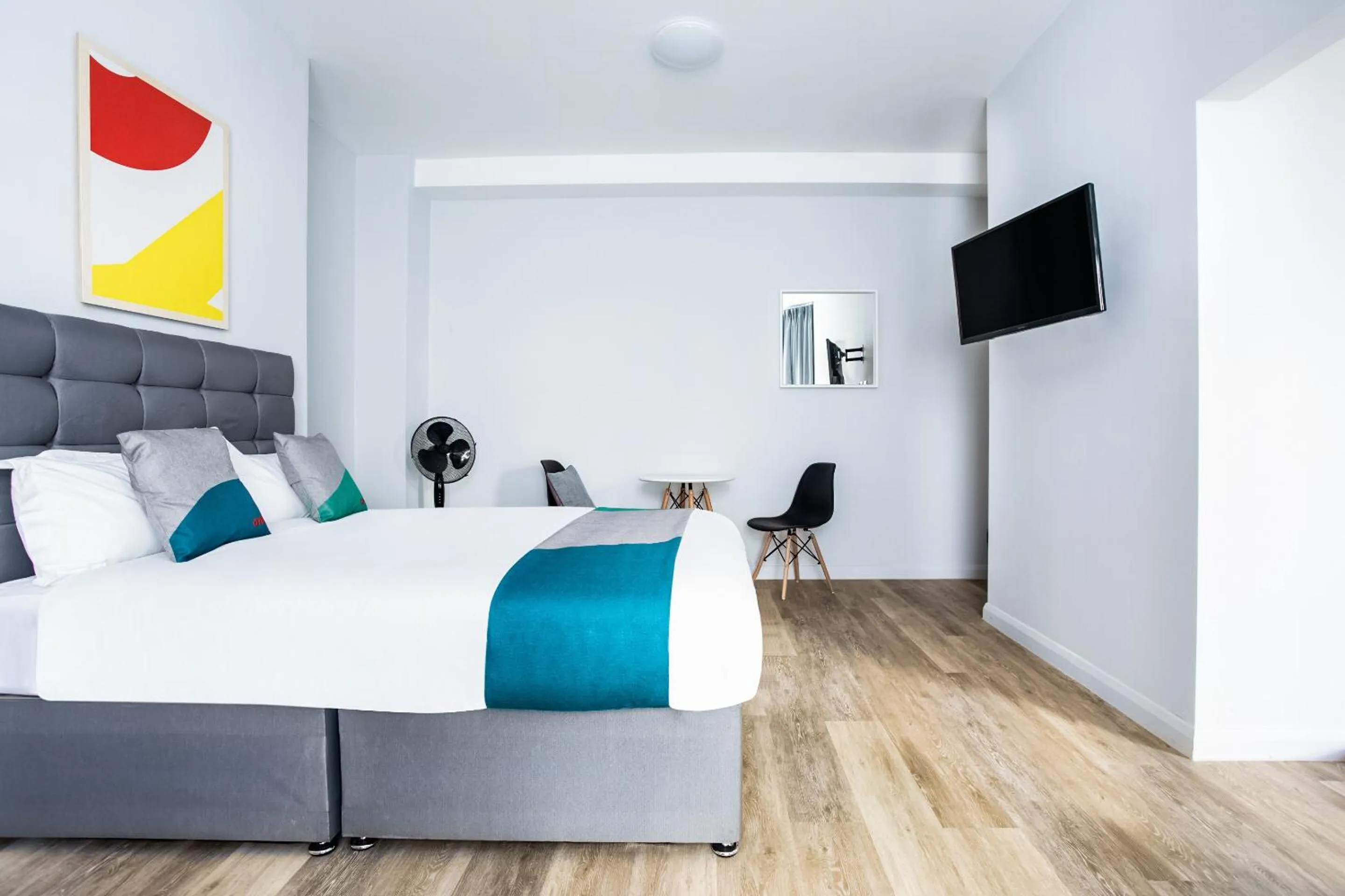 Bedroom, Bed in OYO Studiotel Great Yarmouth - Modern Hotel Apartments