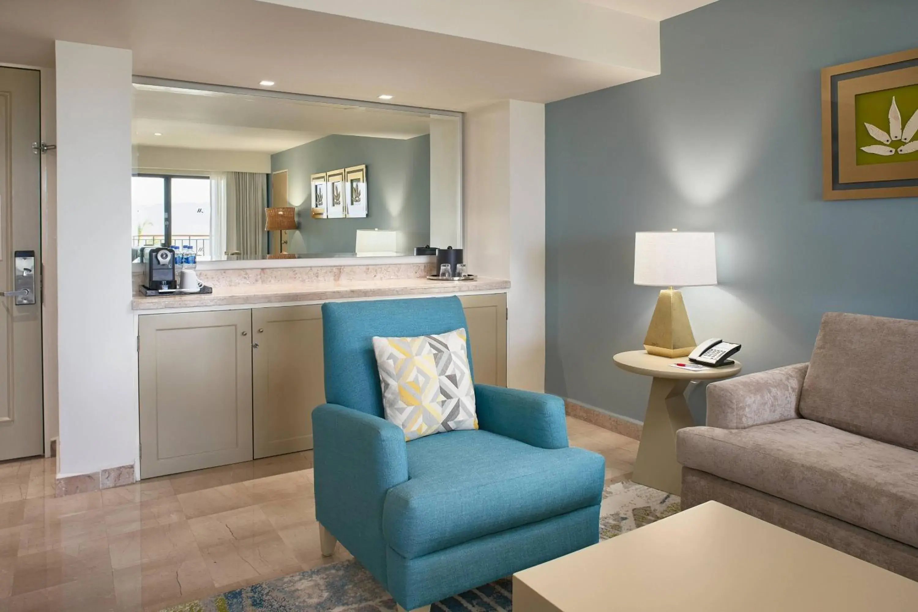 Junior Suite in Marriott Puerto Vallarta Resort & Spa Junior Suite in Marriott Puerto Vallarta Resort & Spa