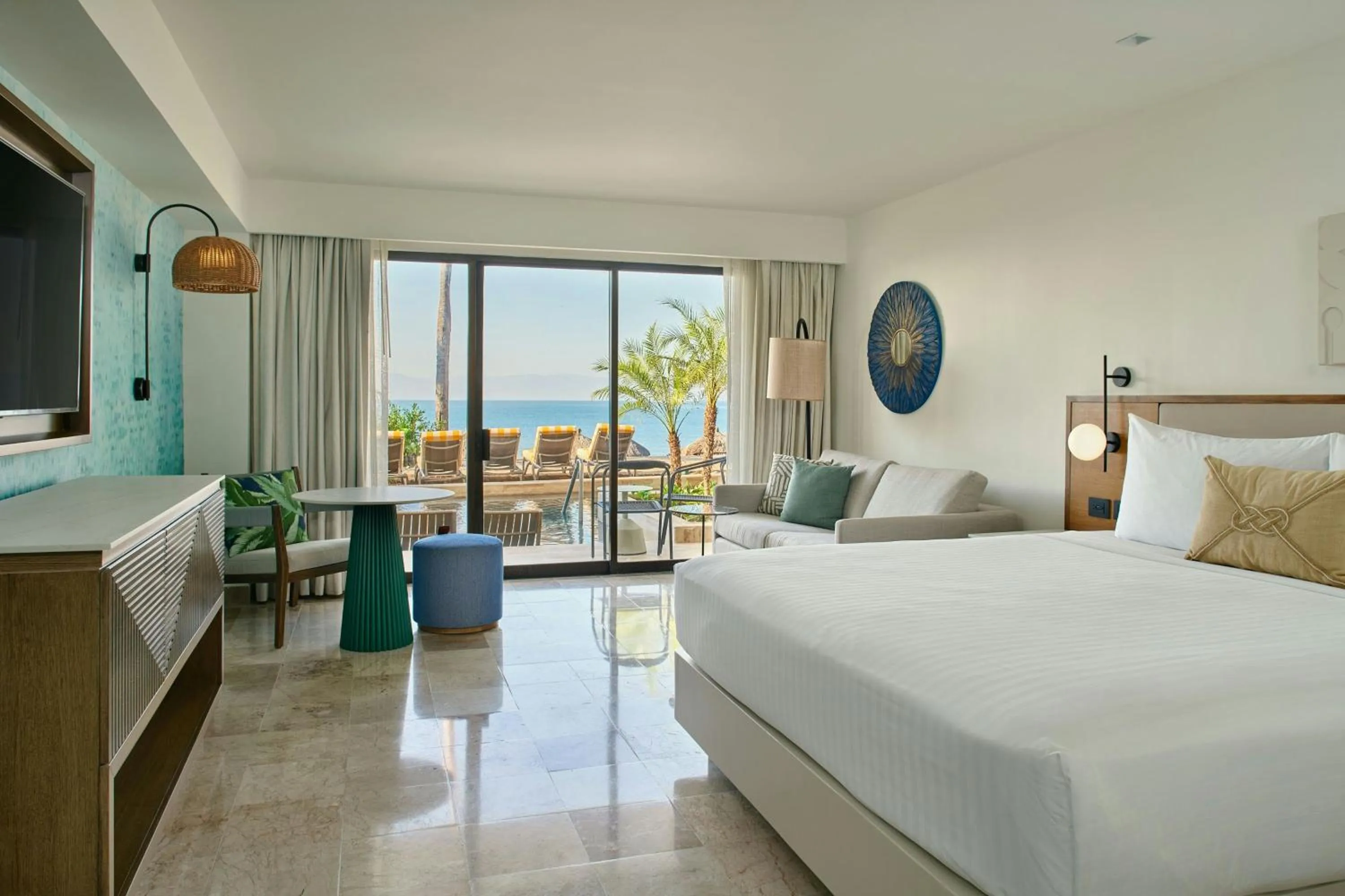 Photo of the whole room, Bed in Marriott Puerto Vallarta Resort & Spa
