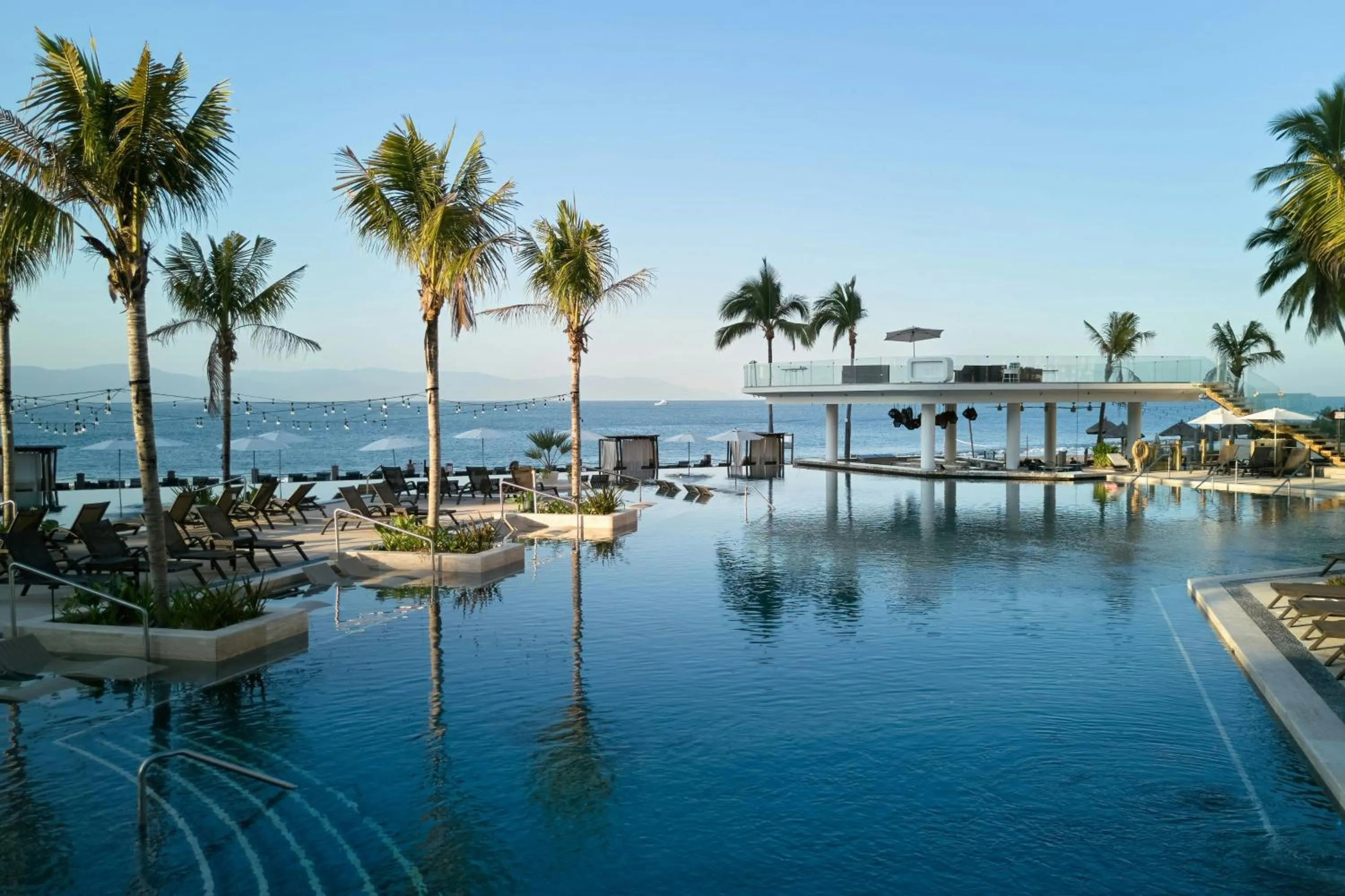 Swimming pool in Marriott Puerto Vallarta Resort & Spa