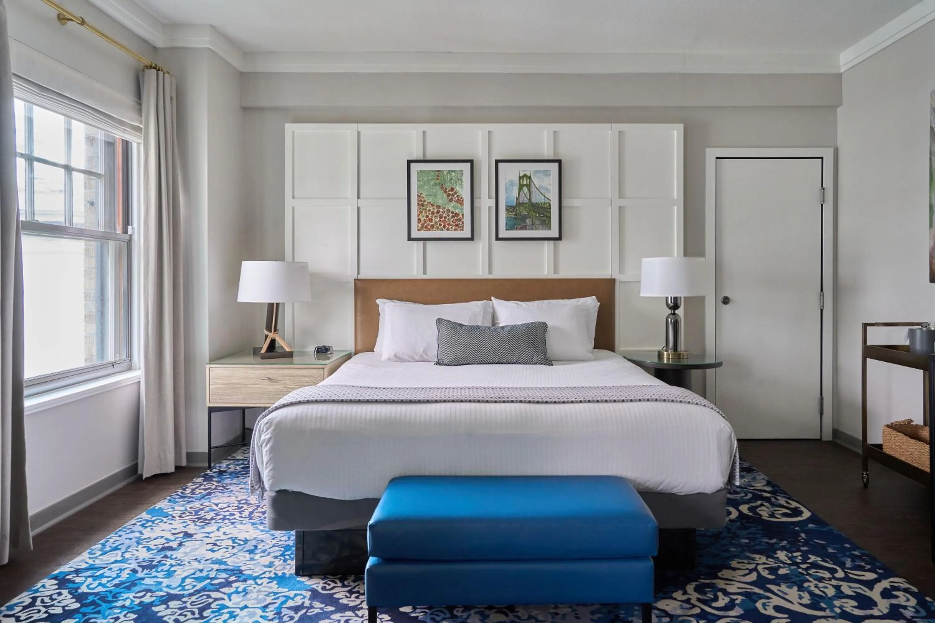 Bed in Heathman Hotel