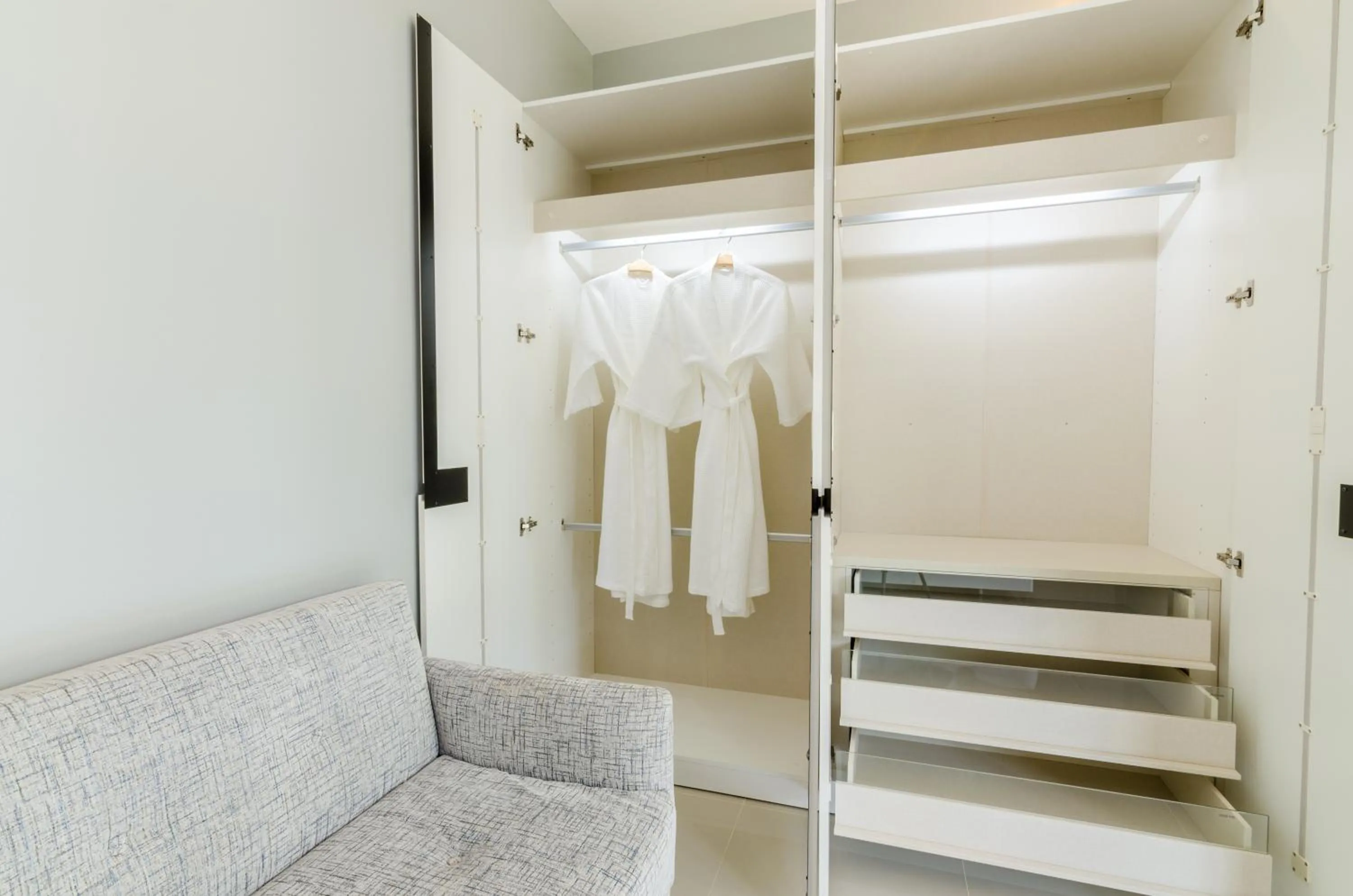 Photo of the whole room in Golf Inn Resort