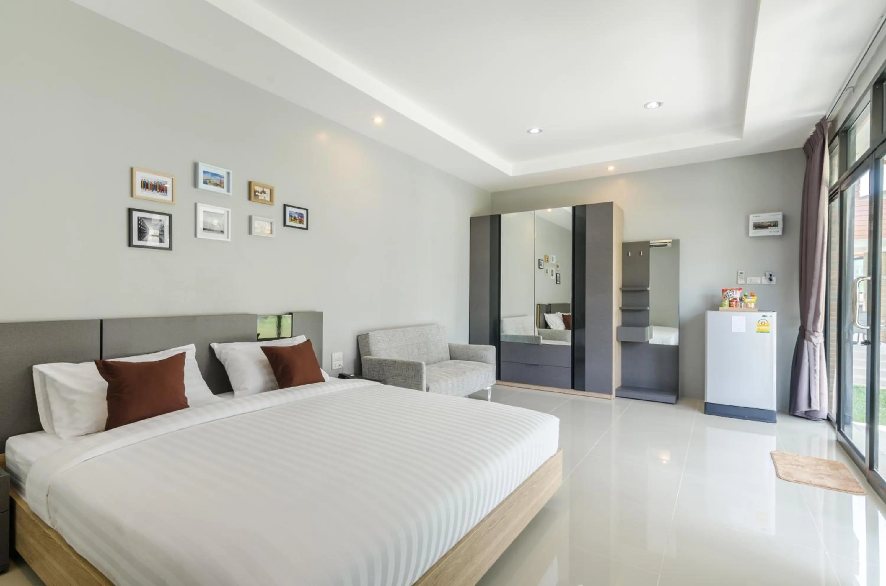 Decorative detail, Bed in Golf Inn Resort