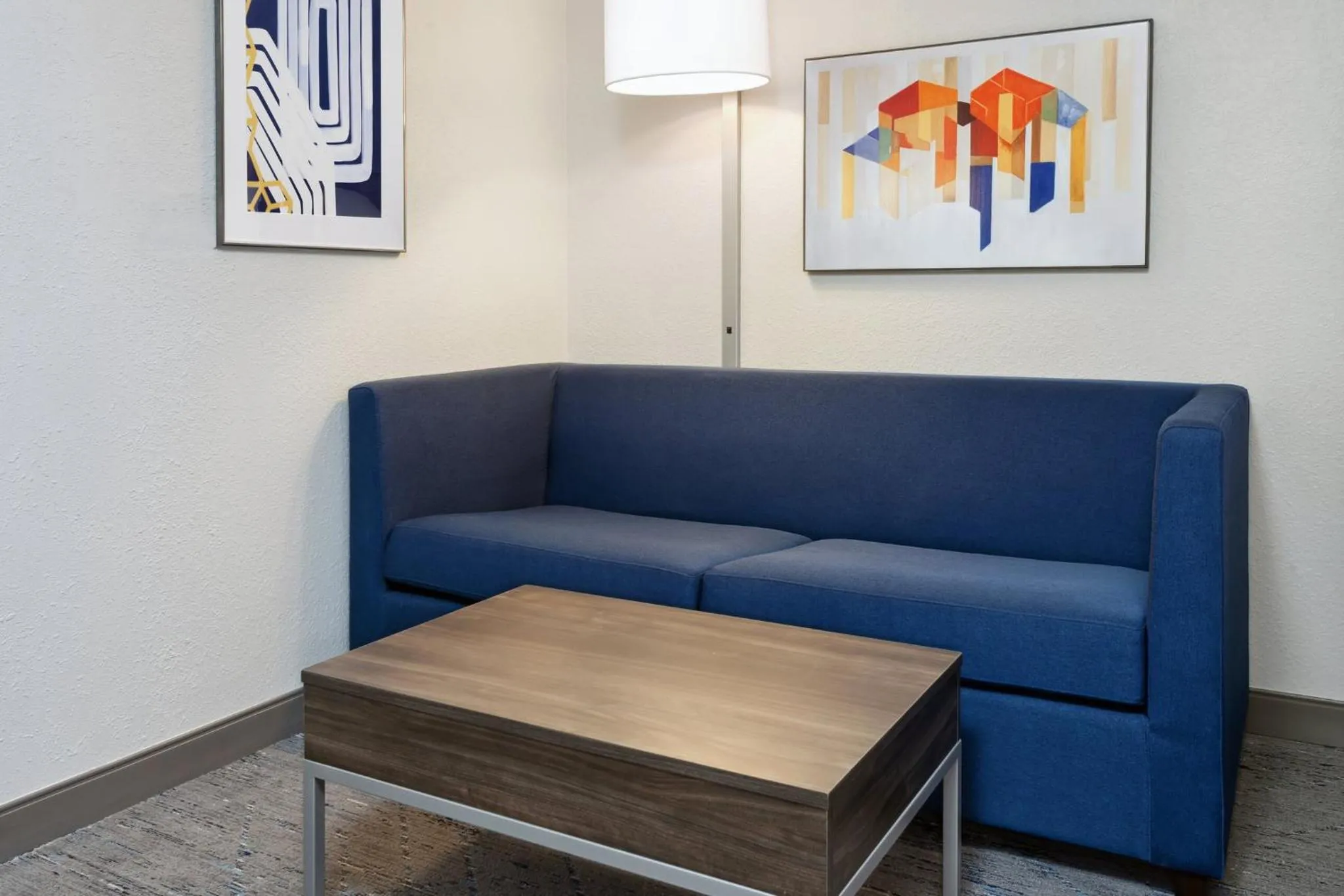 Photo of the whole room in Holiday Inn Express Pekin - Peoria Area by IHG