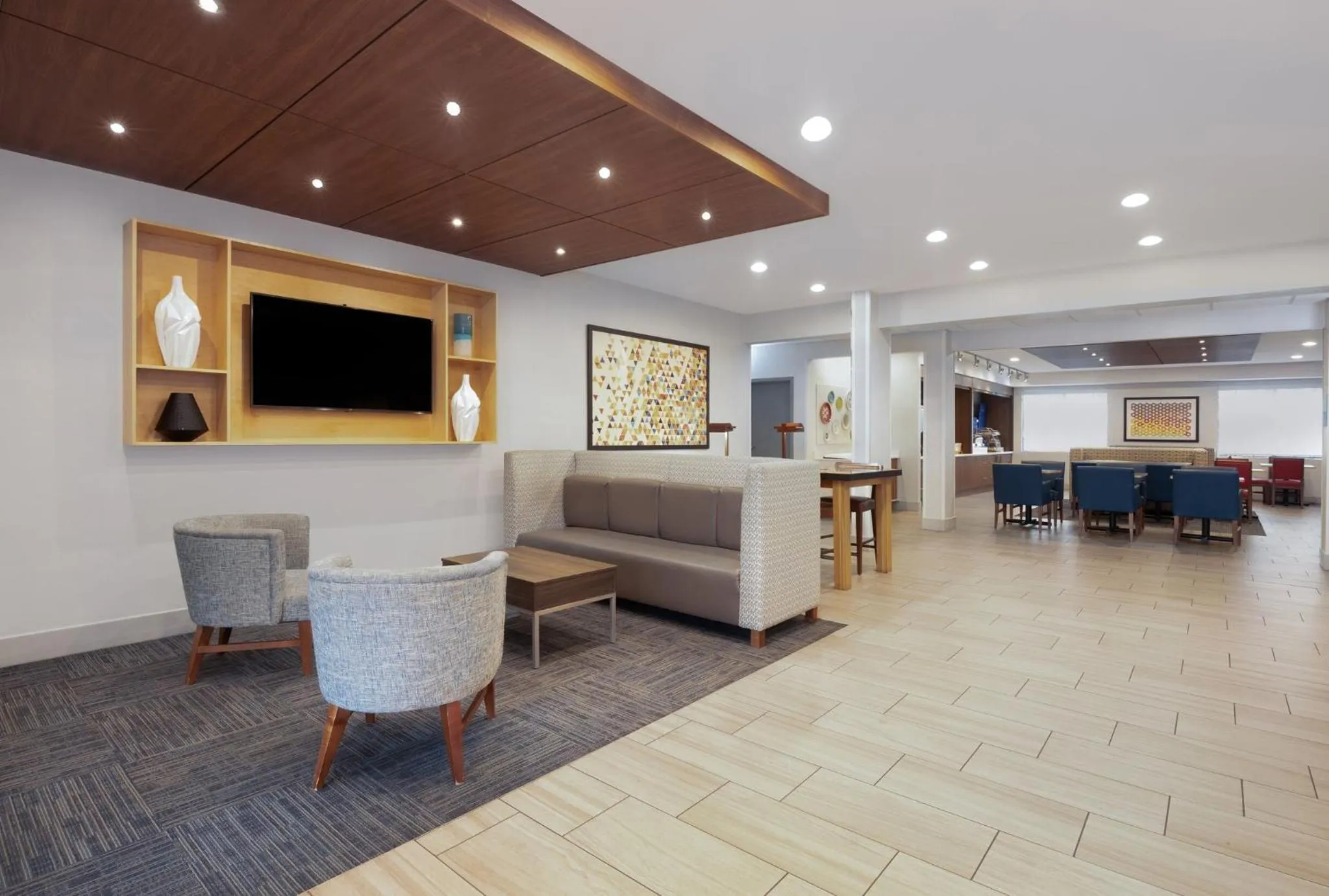 Property building in Holiday Inn Express Hotel & Suites Kennesaw Northwest - Acworth by IHG
