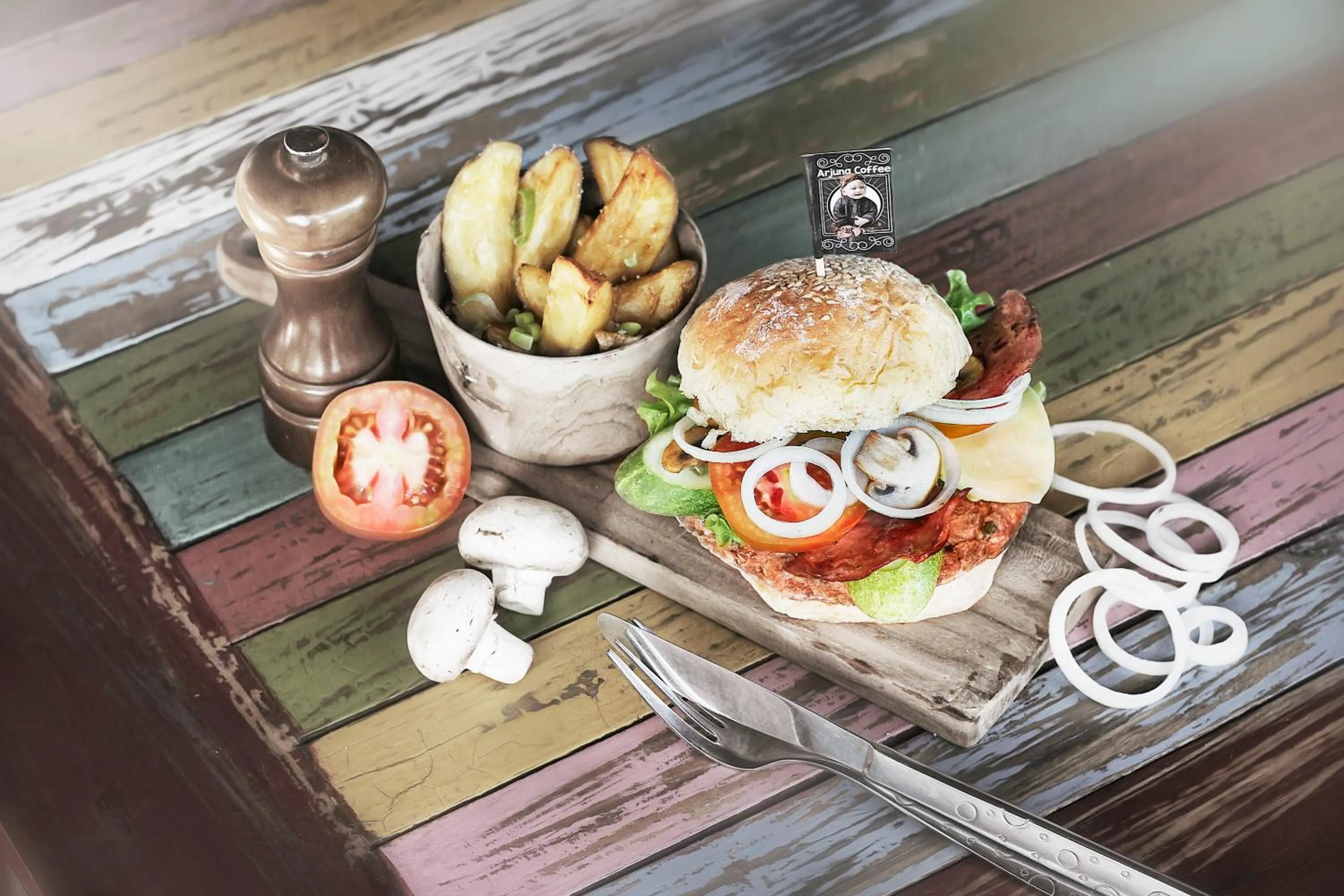 Food and drinks in Arjuna Garden Homestay